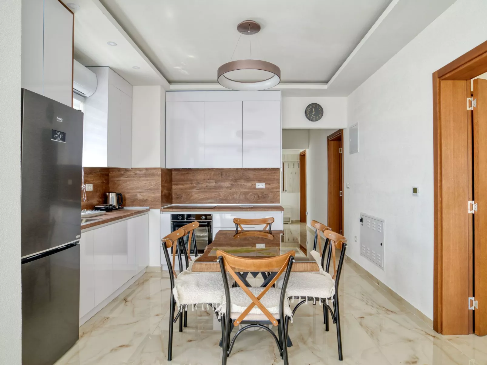 Ljubica Superior 3-Zimmer-Apartment mit Meerblick - Binnen