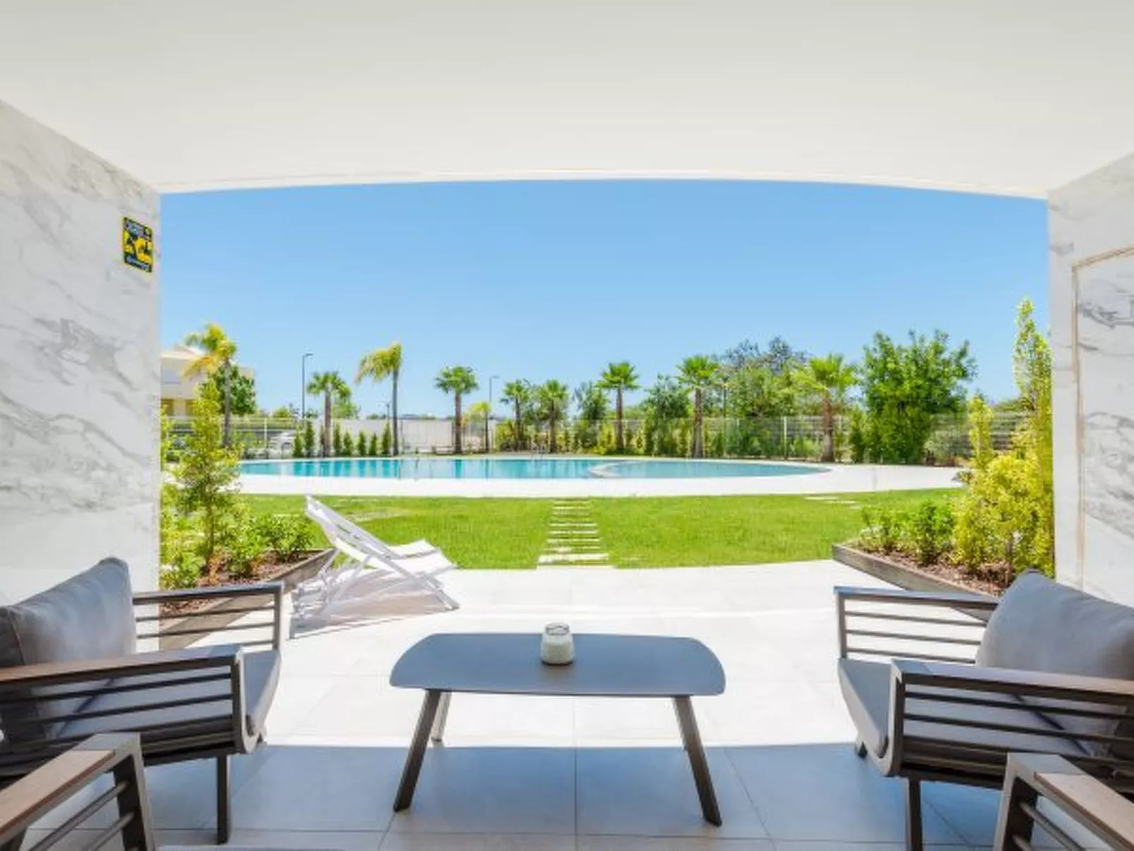 Lakes 24 at Praia da Falesia Vilamoura - Binnen