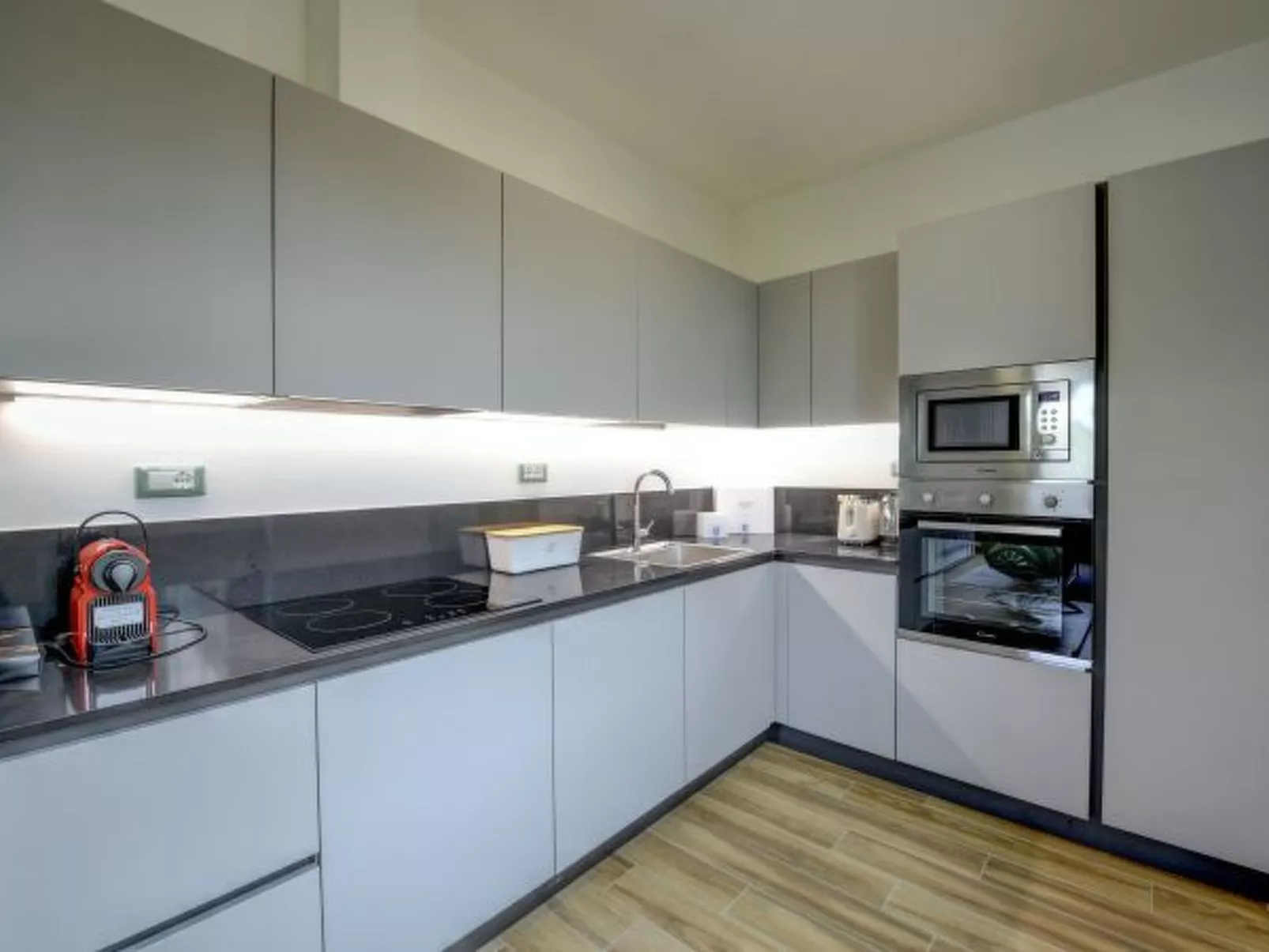 Desenzanoloft Palazzo Visconti - Gran Lugana - Image-tags.info