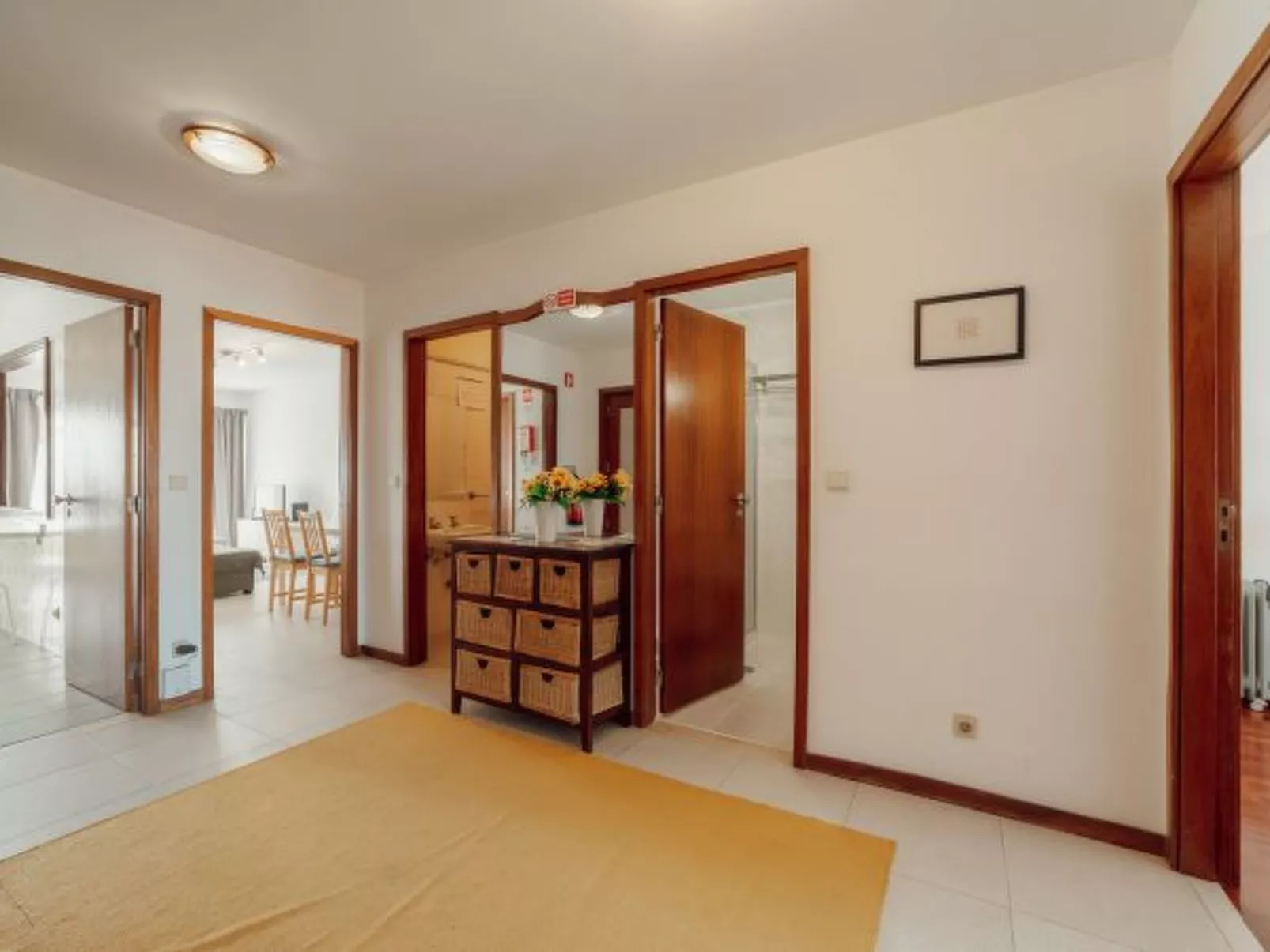 ESPINHO MODERN 3 BEDROOM APARTMENT by VACATIONY - Binnen