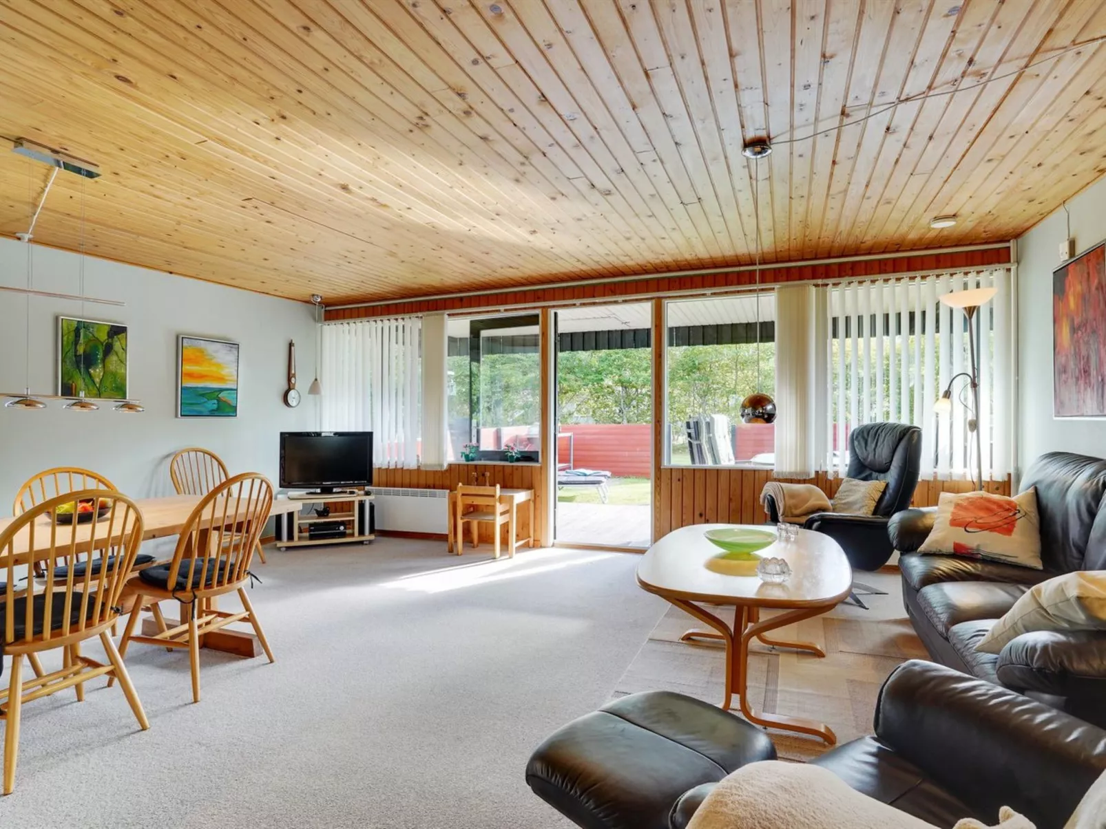 "Aswaldi" - 3.5km from the sea - Binnen