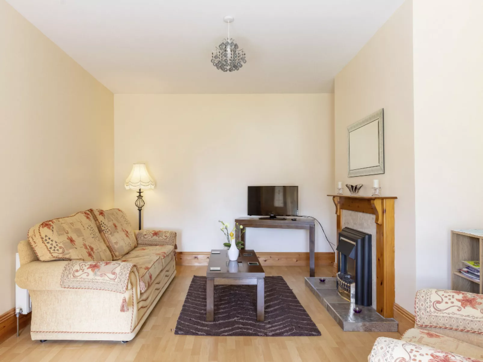 Mit eigenem Garten - Binnen