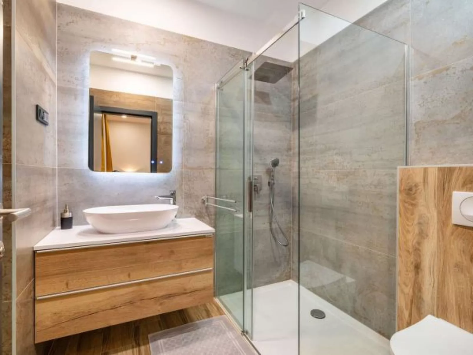 Villa Royal Hill with pool - Image-tags.info