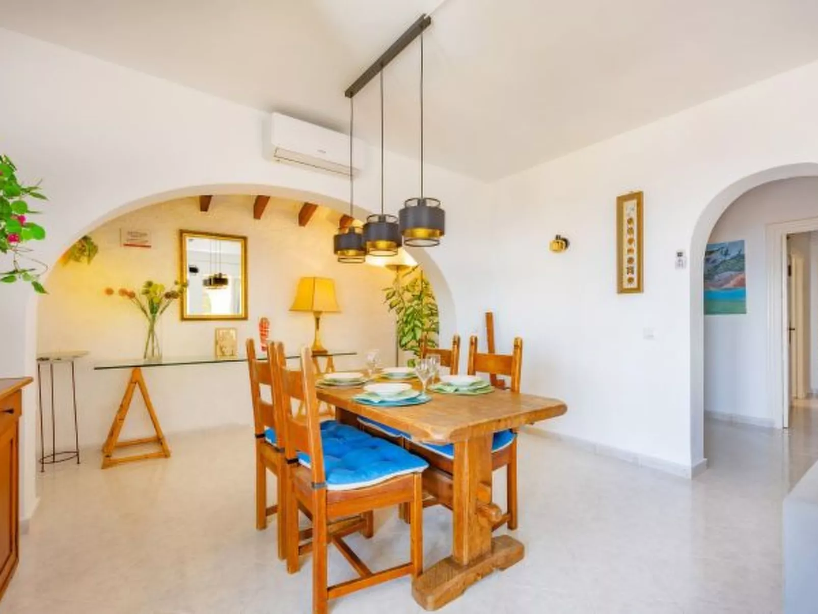 Villa Alicia - Plus - Image-tags.info