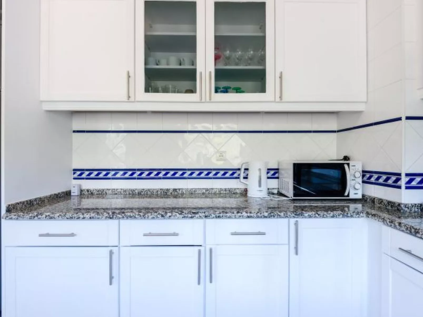 Amazing Apartment in Albufeira - Binnen