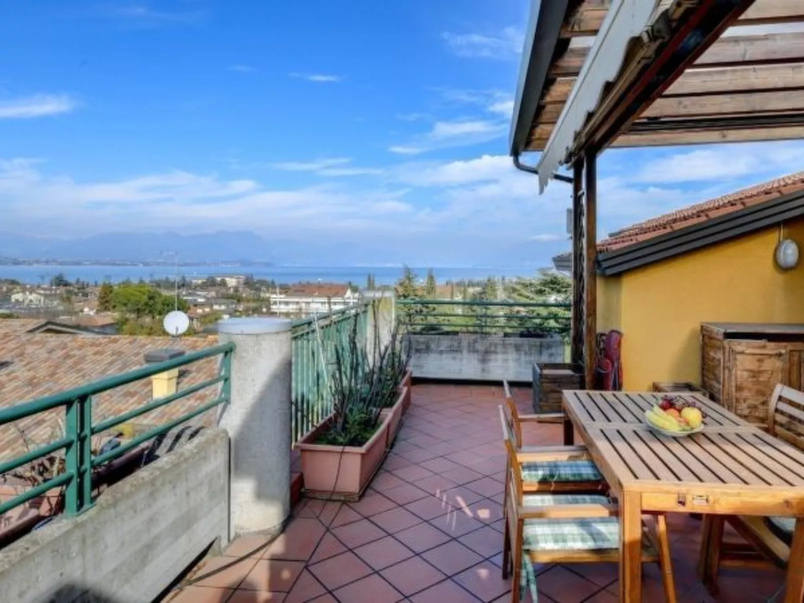 DesenzanoLoft Paradise Lake View - Image-tags.info