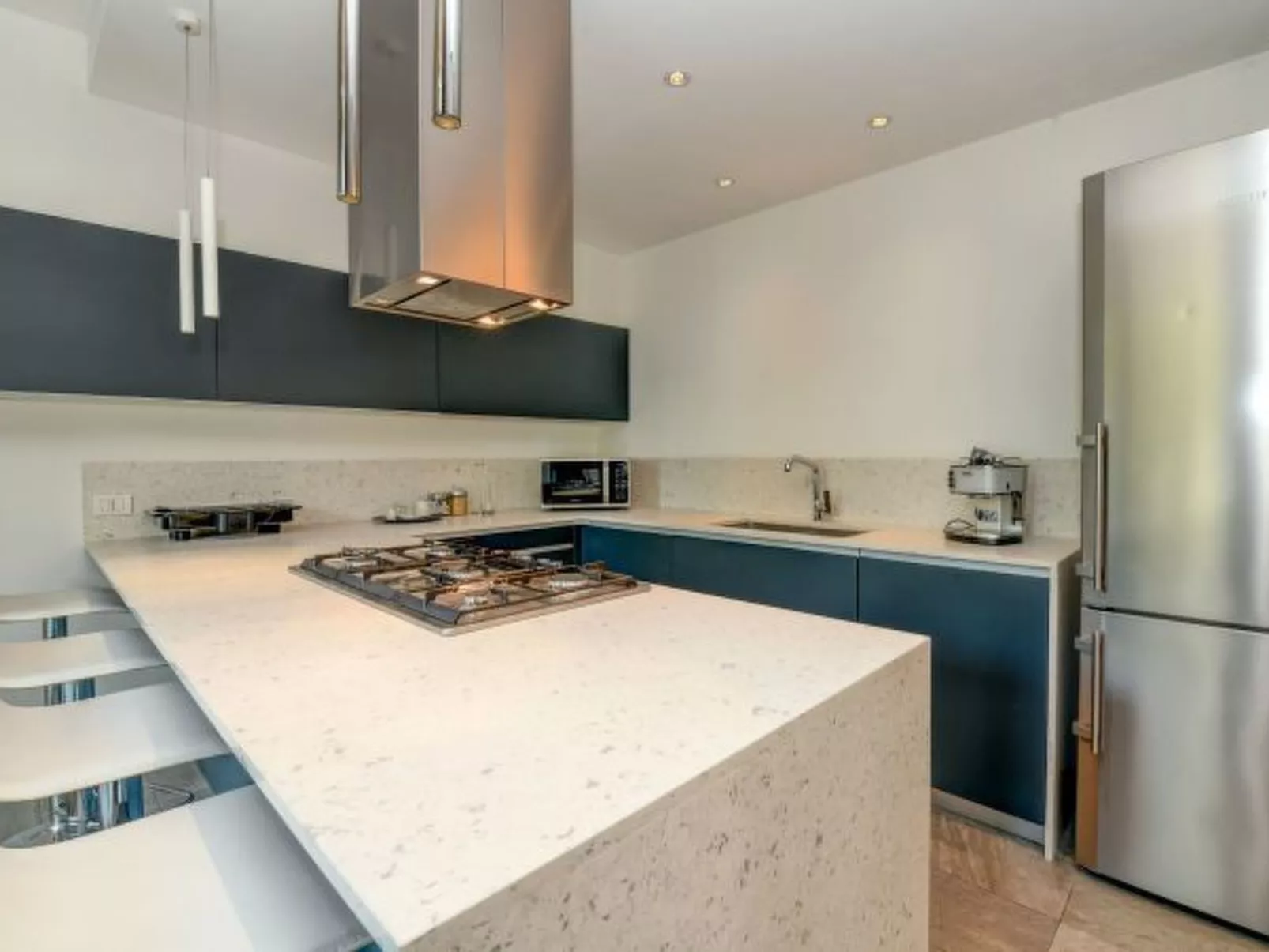 Desenzanoloft Oscar Luxury Suite - Image-tags.info