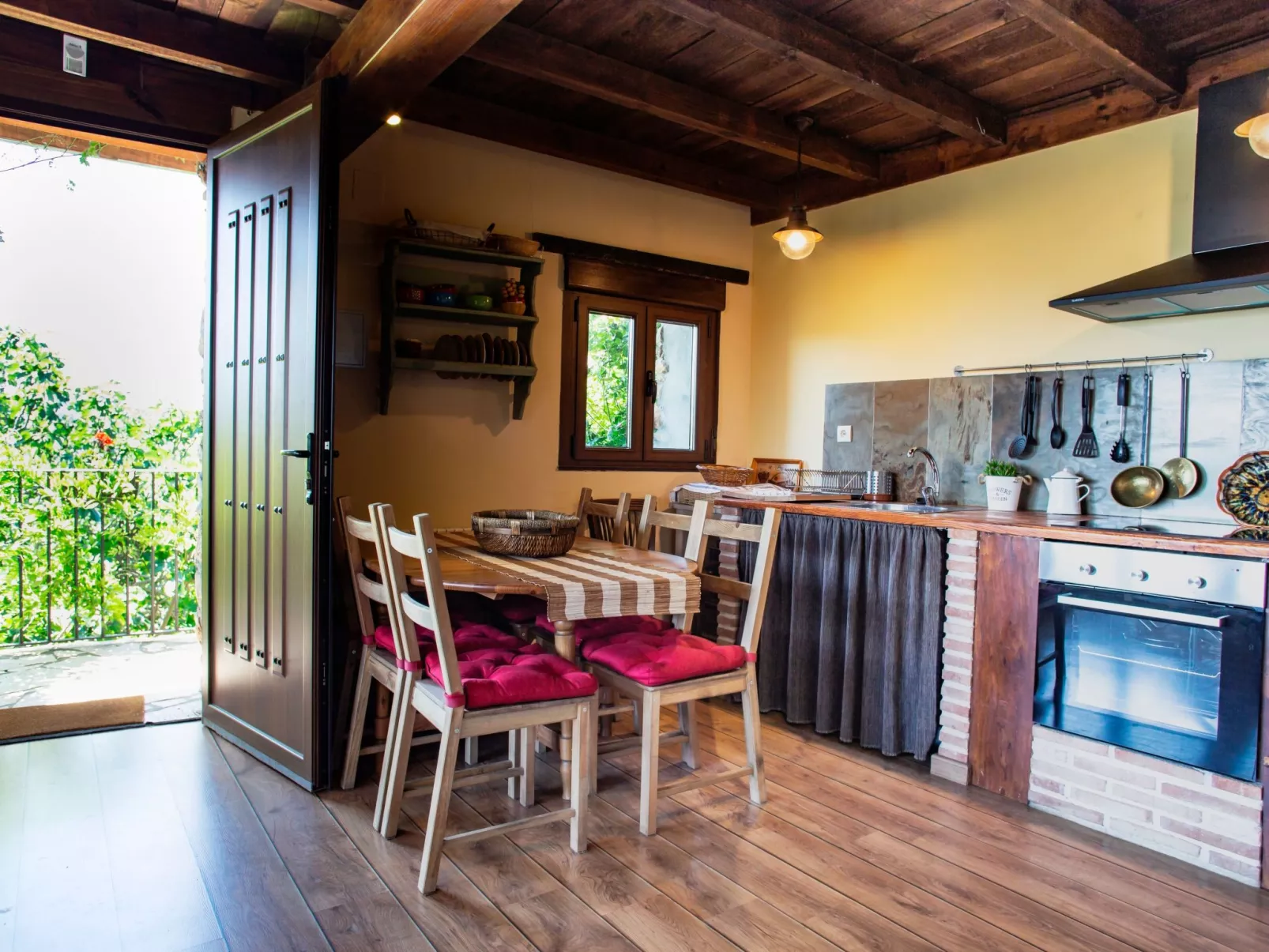 Ländliches Haus Ruralmedulas, 10 Personen - Binnen