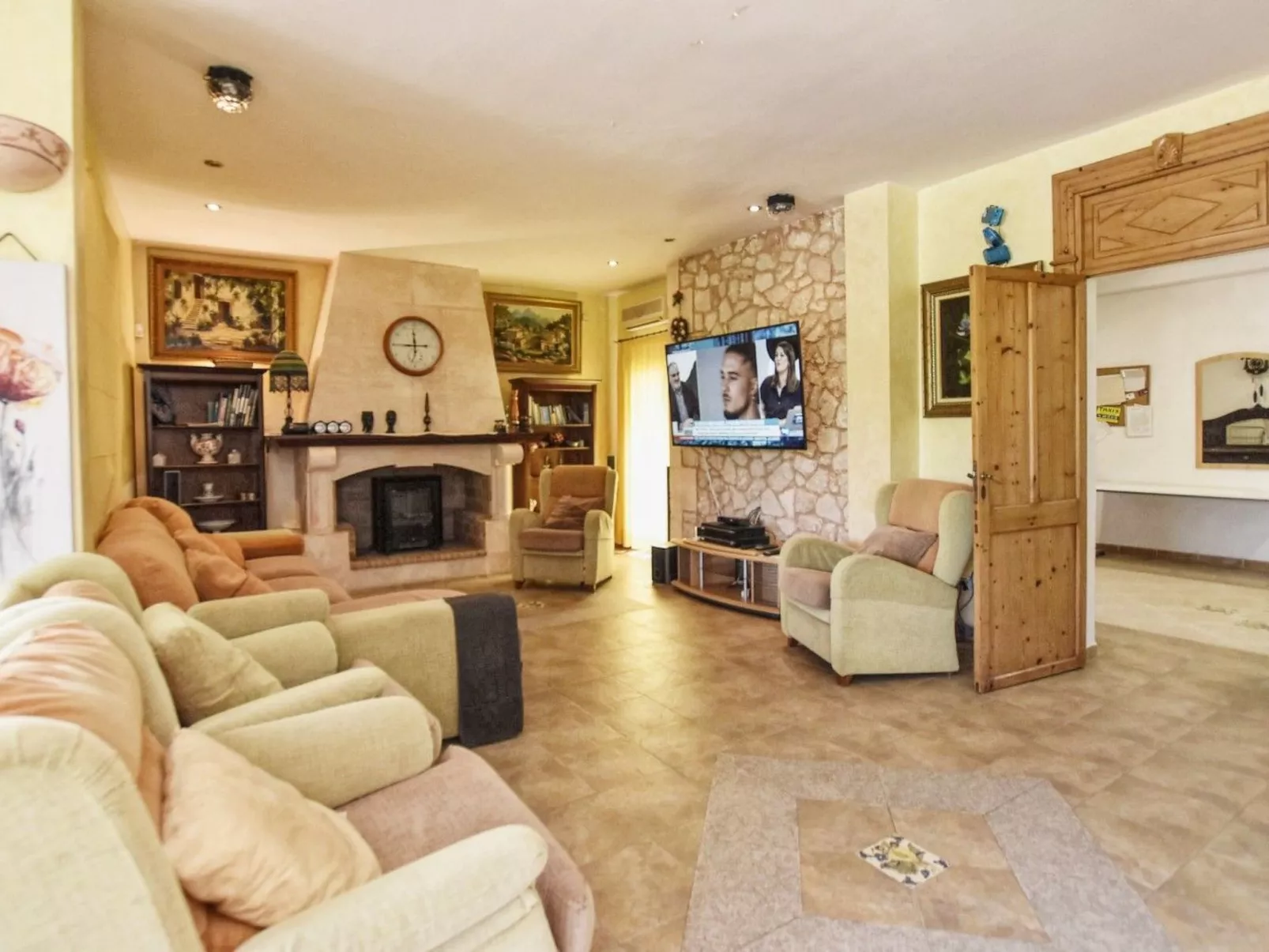 In Campos mit Privatem Pool - Binnen