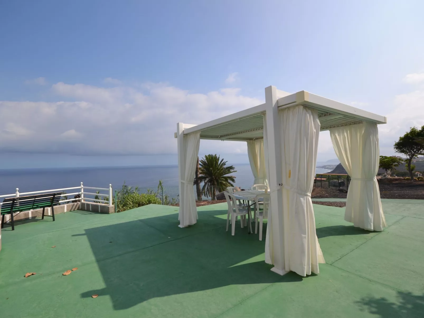 Villa mit Meerblick, für 10 Personen C03GC - Buiten