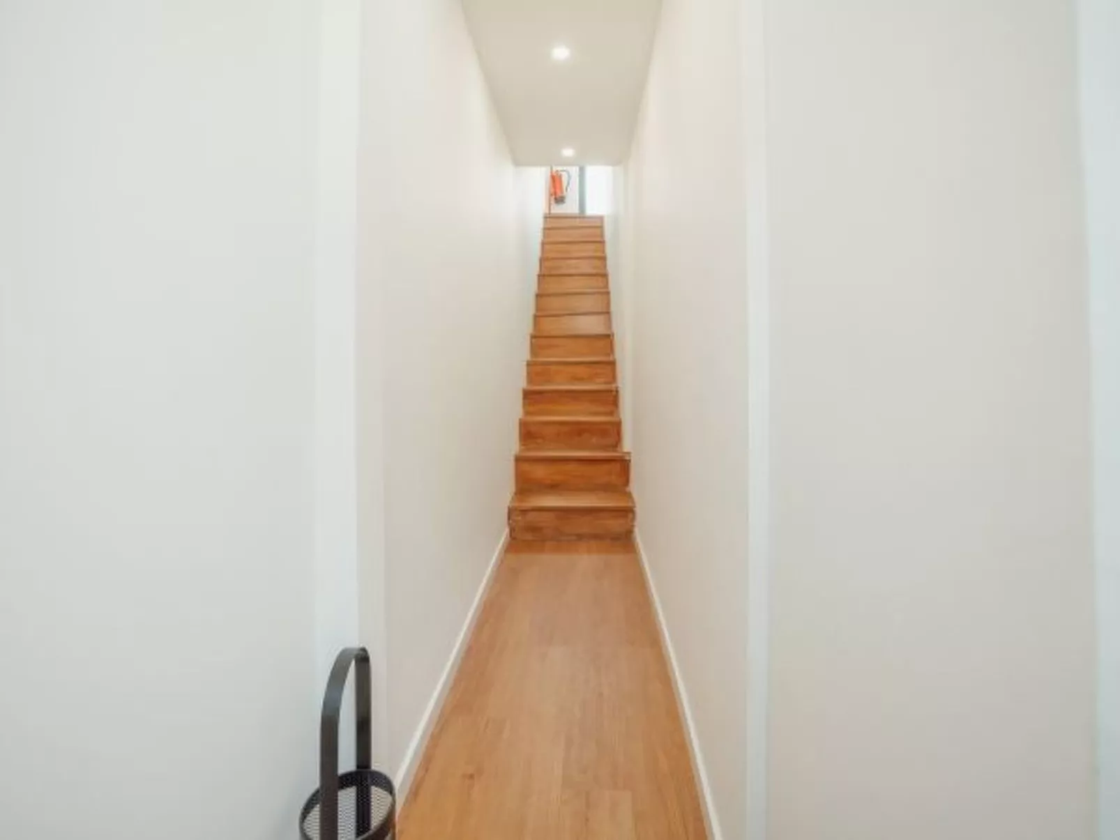 LAPA STYLISH APARTMENT B WITH TERRACE by VACATIONY - Binnen