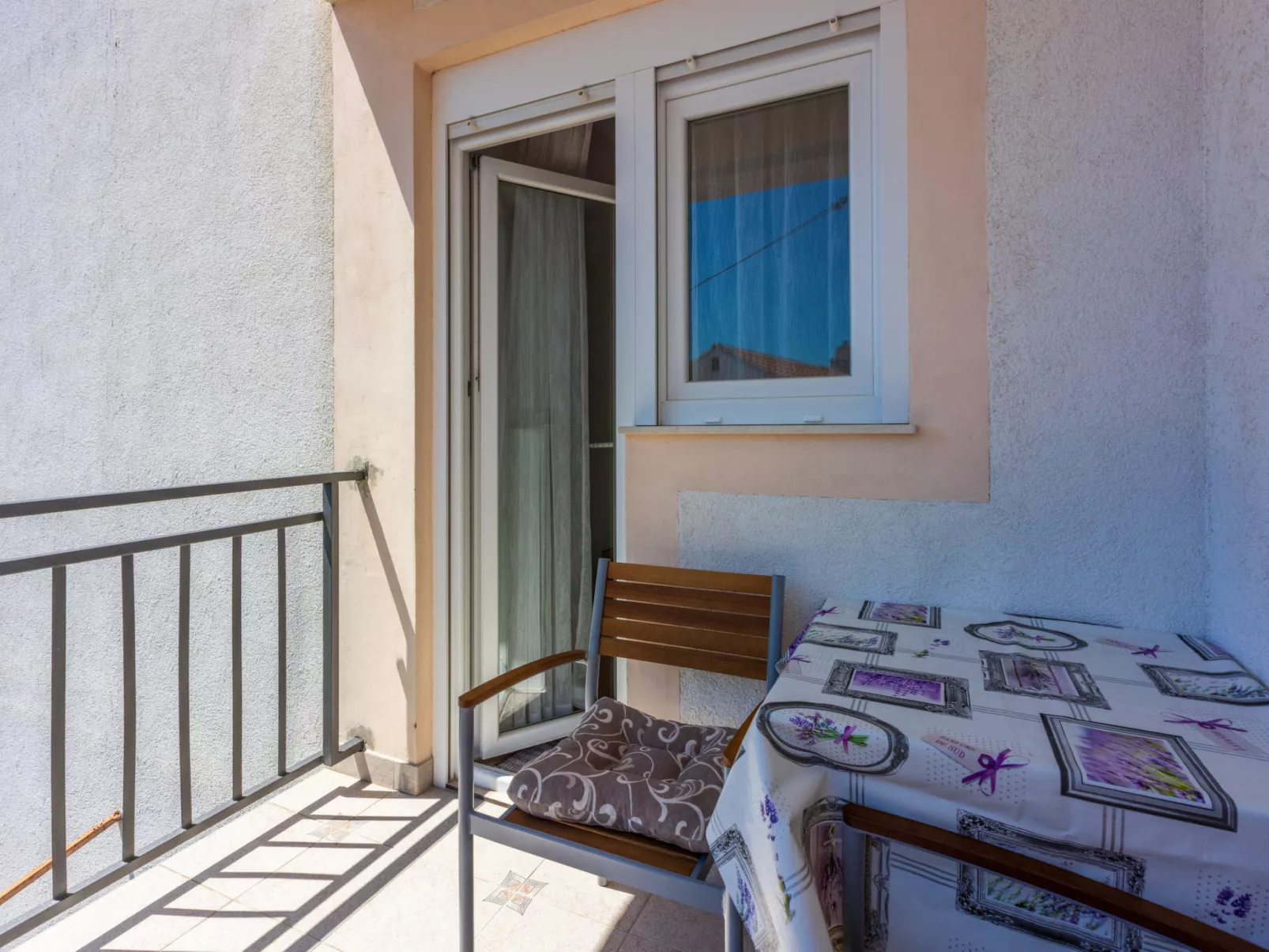 TUSTONJIC SOBA 1 / HR-10793-03 - Buiten