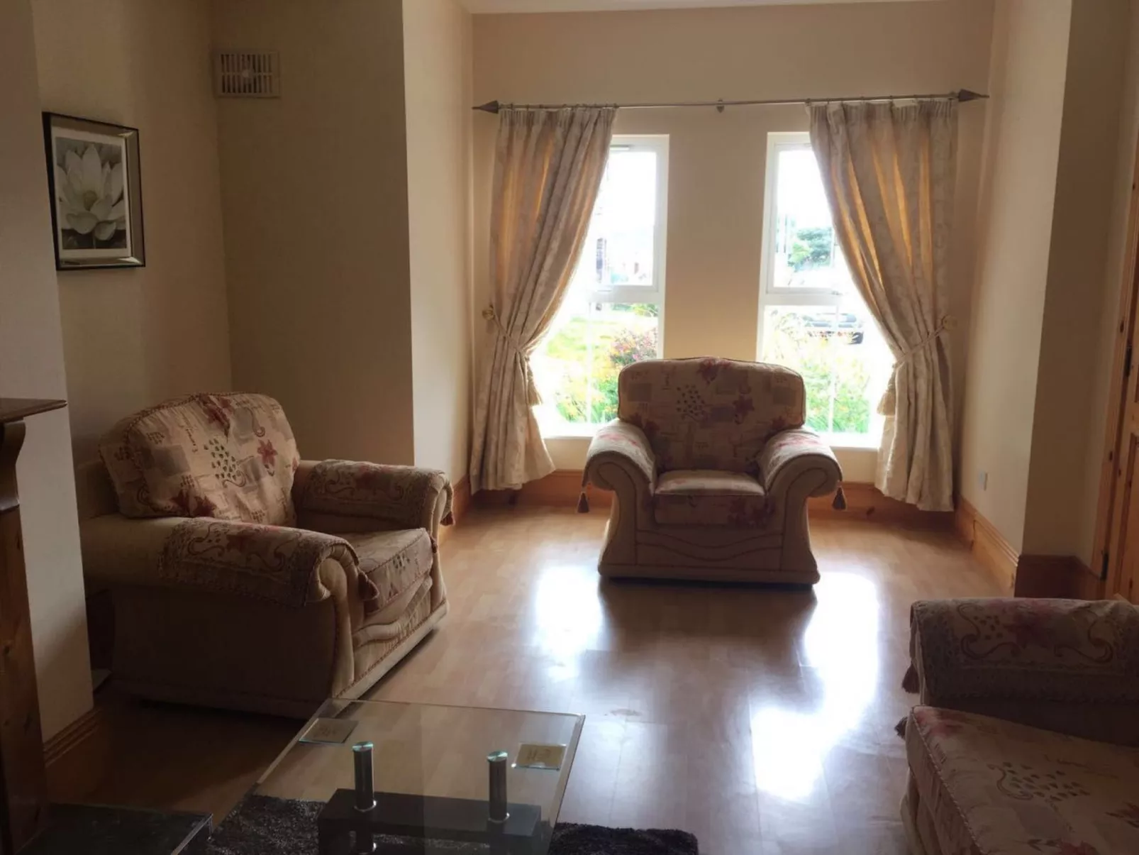 Mit eigenem Garten - Binnen