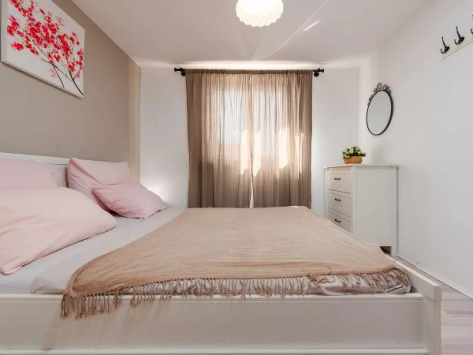 Holiday house Tina with jacuzzi and pool - Image-tags.info