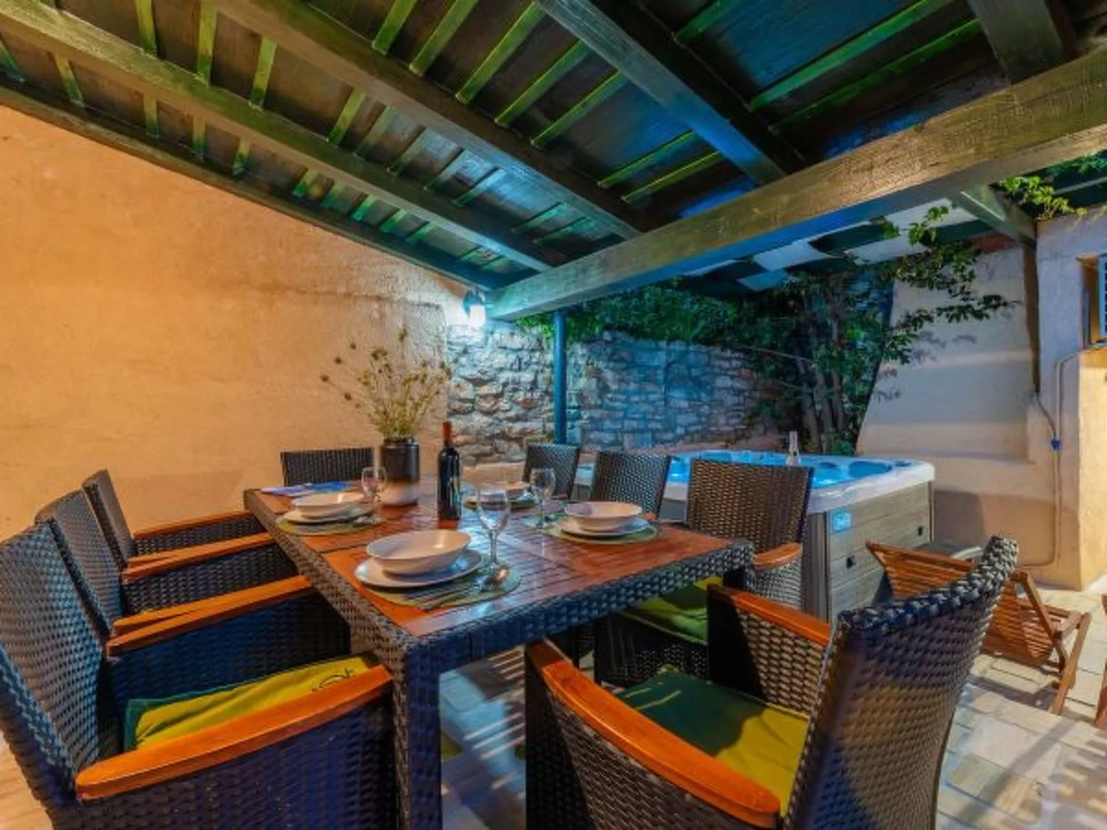 Stone Holiday house Zara with jacuzzi - Image-tags.info