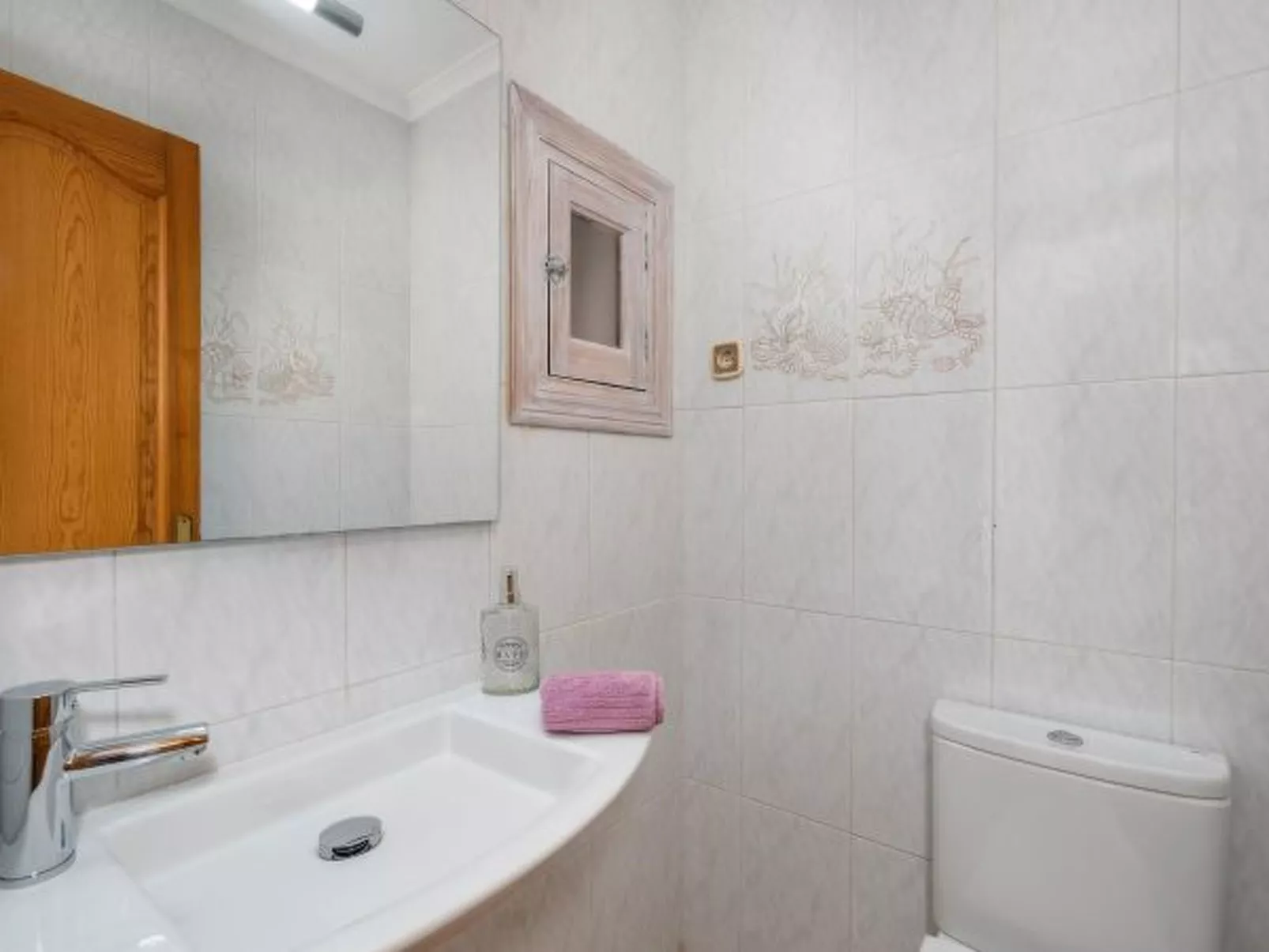 Villa Aloe - Plus - Image-tags.info