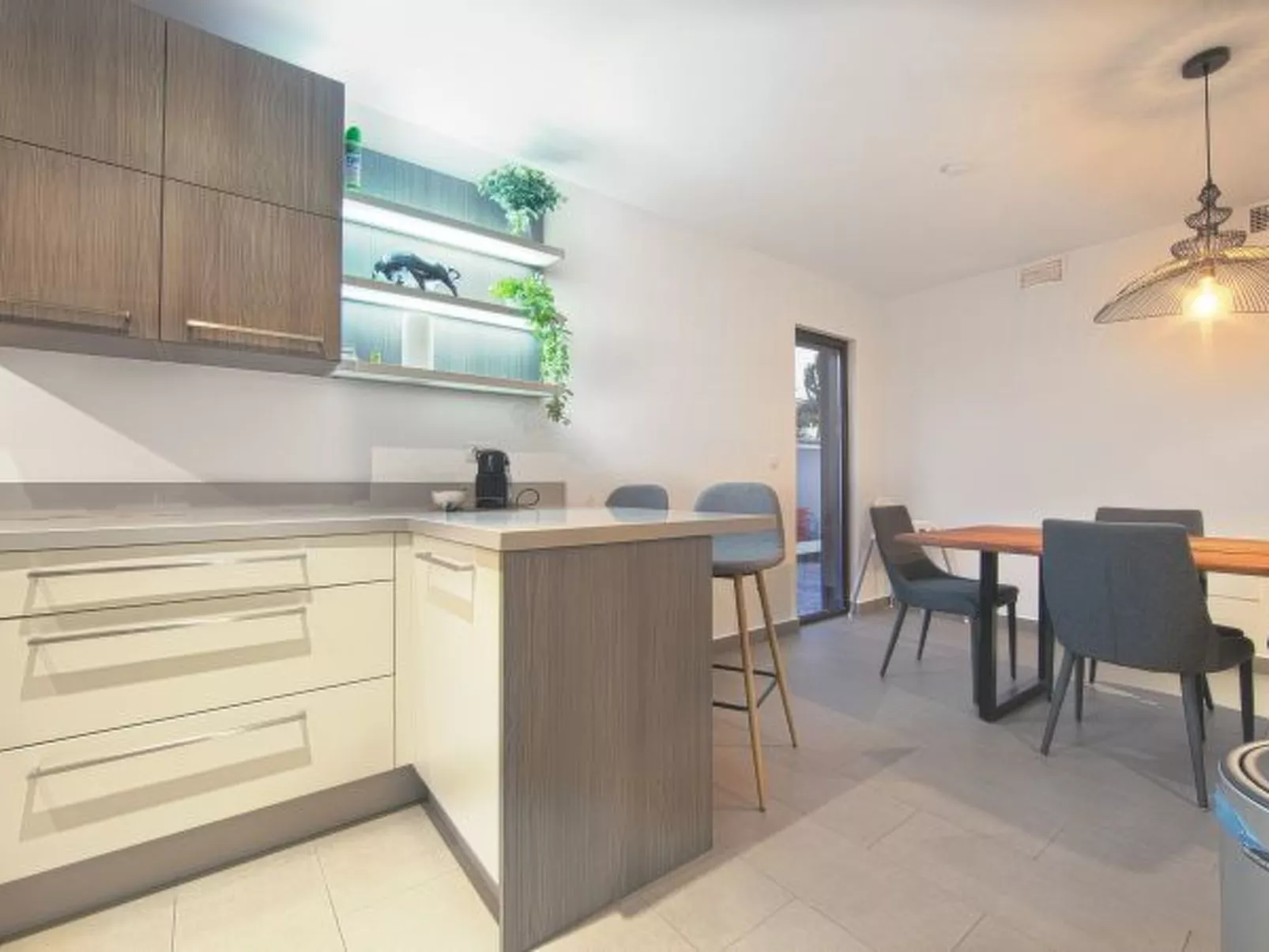 Modern Villa close to Costabella beach - Image-tags.info