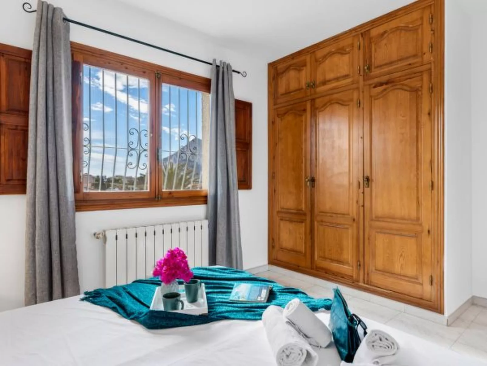 Villa Agudin - PlusHolidays - Image-tags.info