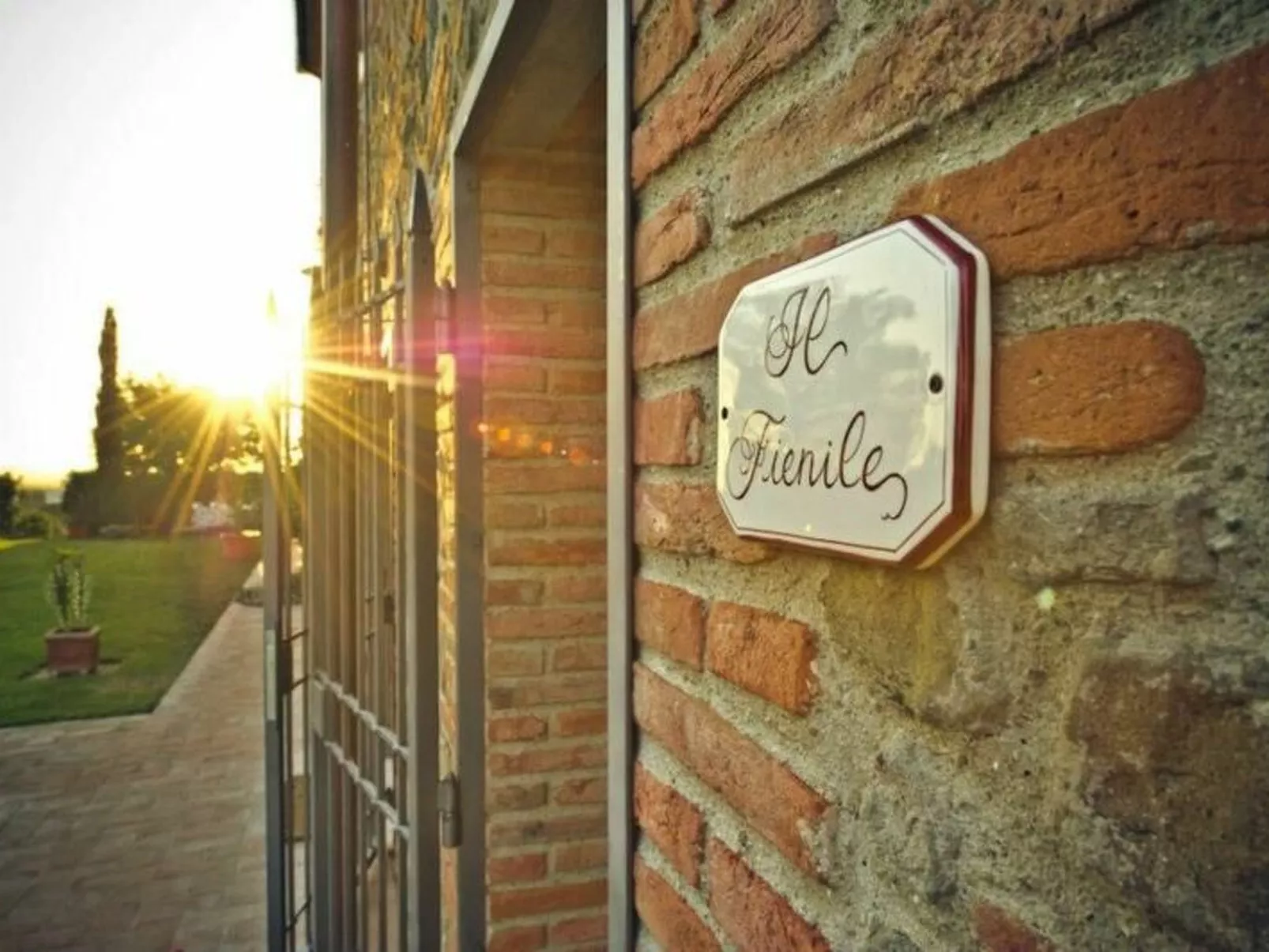 Il Fienile Holiday Home - Buiten