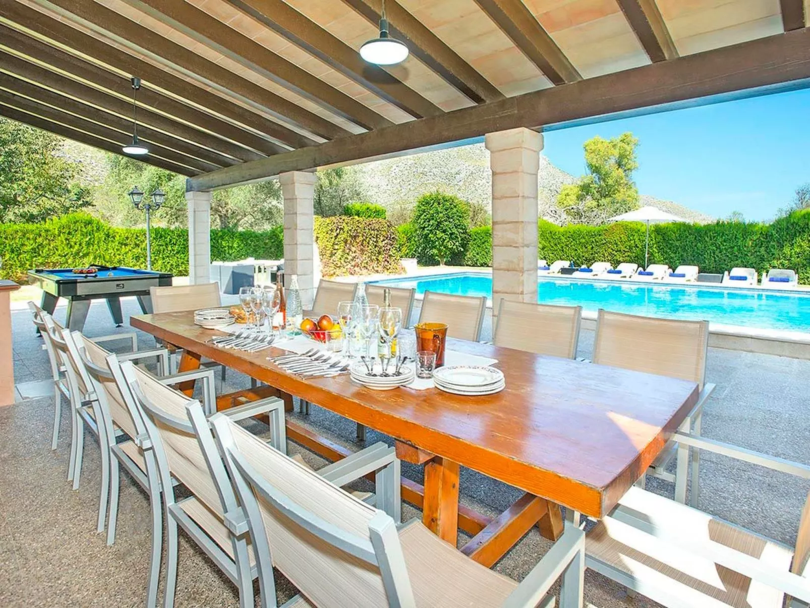 Impresionate Villa para 12 , Cala San Vicente - Buiten