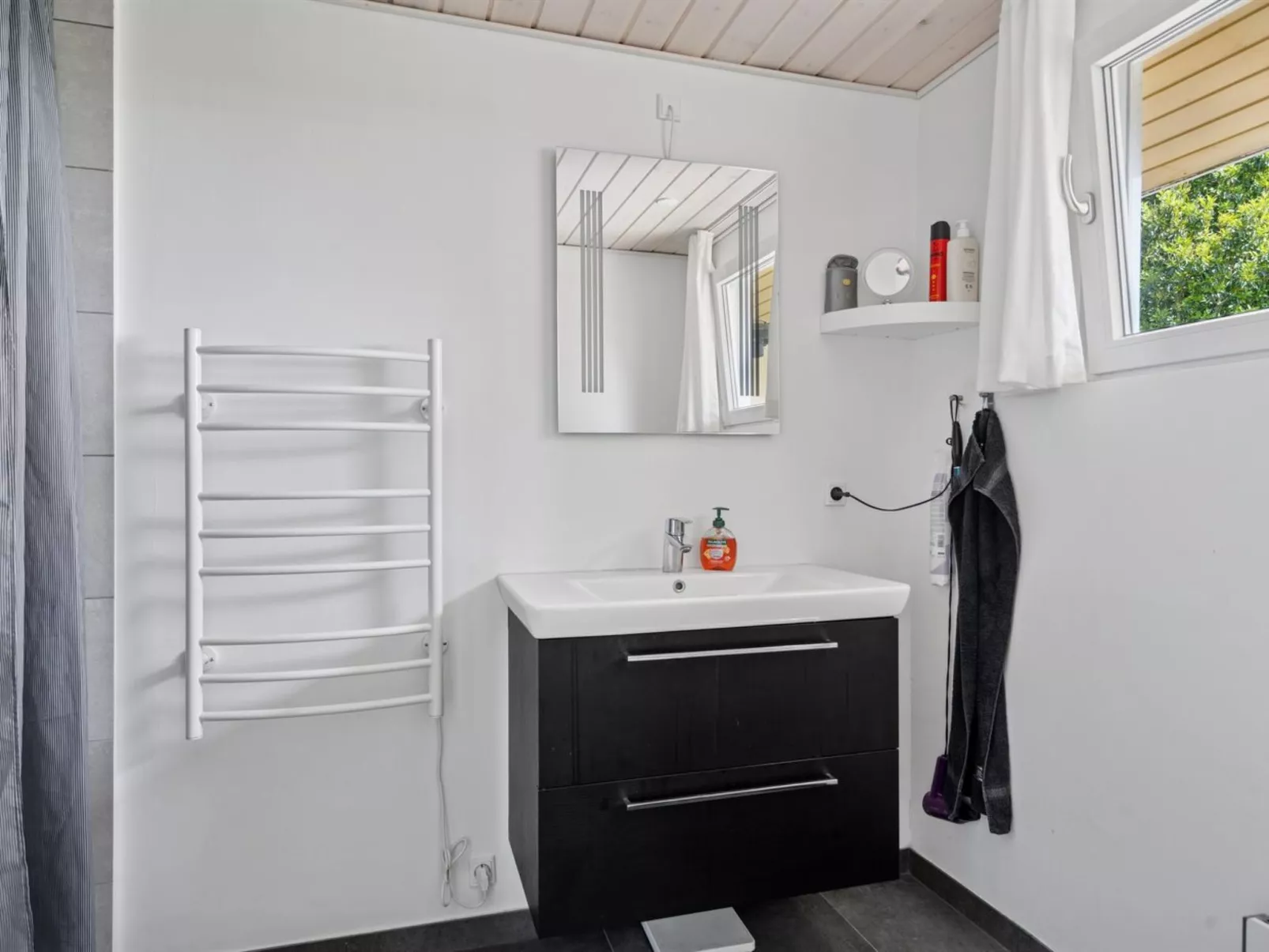 "Erin" - 200m from the sea - Binnen