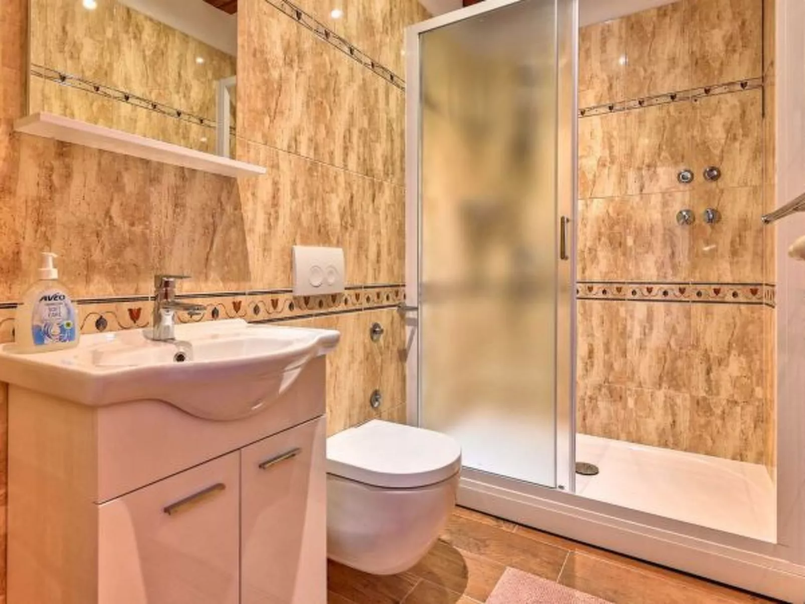 Villa Jacassa with heated pool and jacuzzi - Image-tags.info