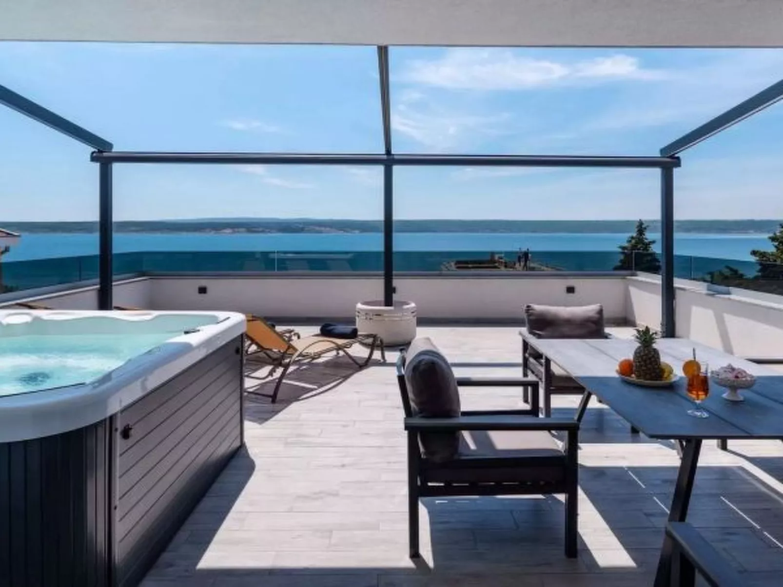 Modern Villa Futura with pool - Buiten