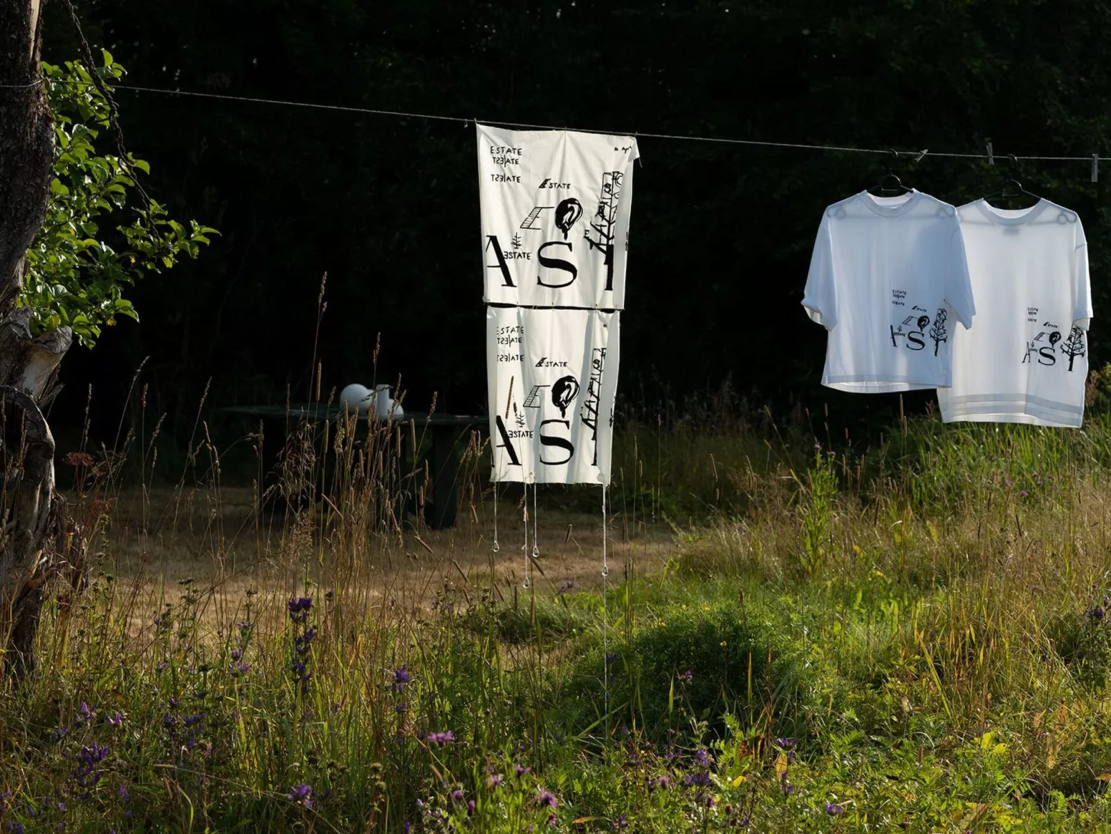 Retreat House - Buiten