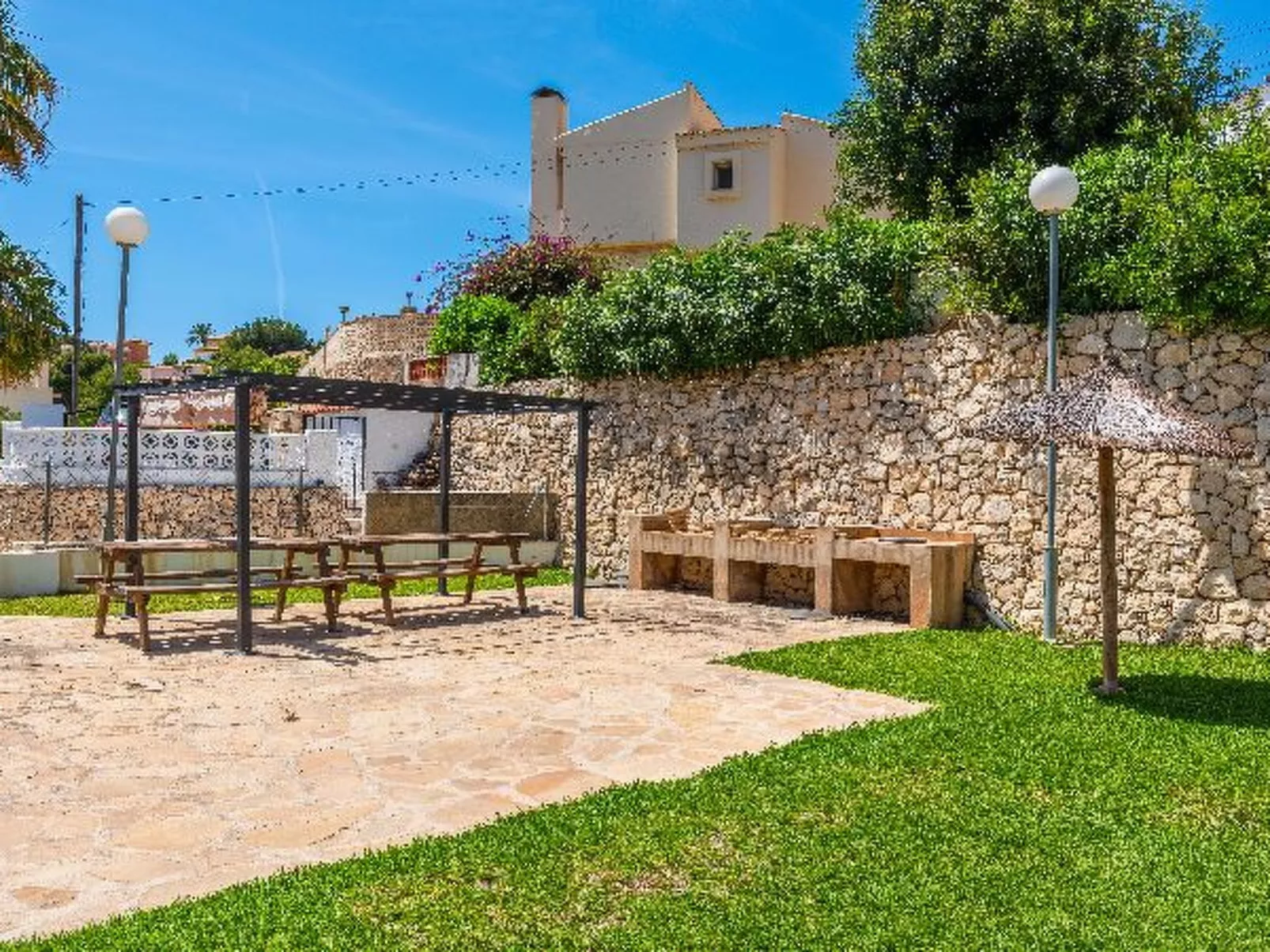 Apartment Happy -  PlusHolidays - Image-tags.info