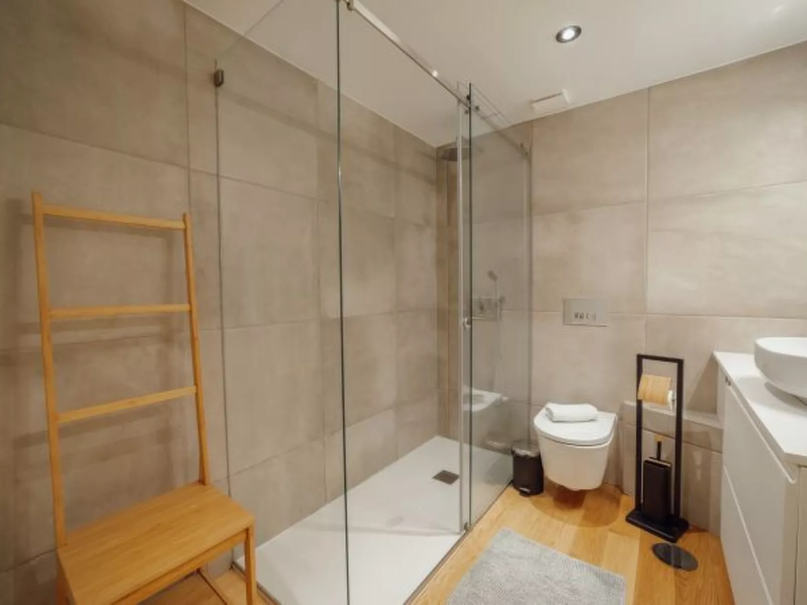 24 AGOSTO AMAZING TRIPLEX by VACATIONY - Binnen