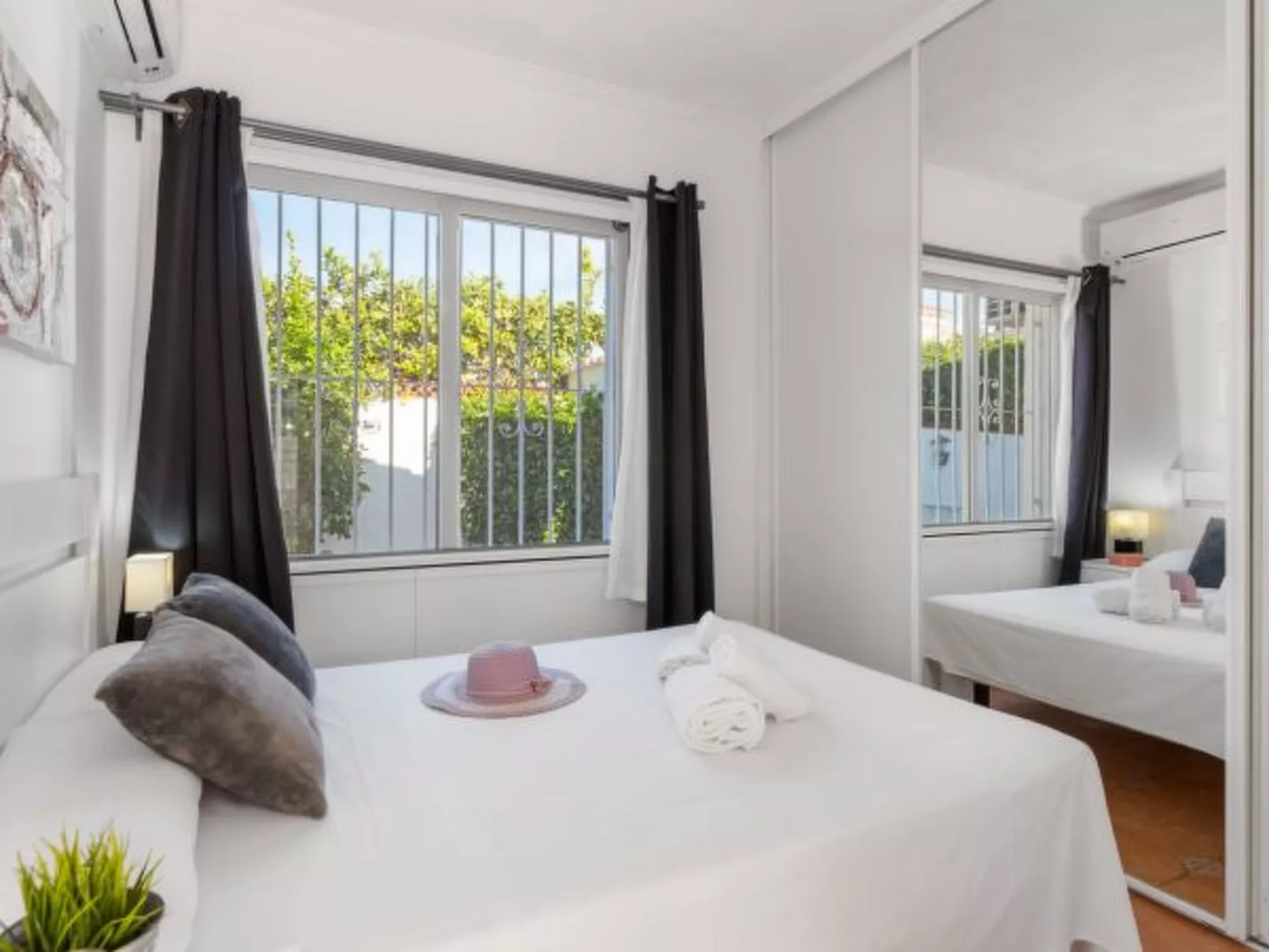 Villa Anais - Plus - Image-tags.info