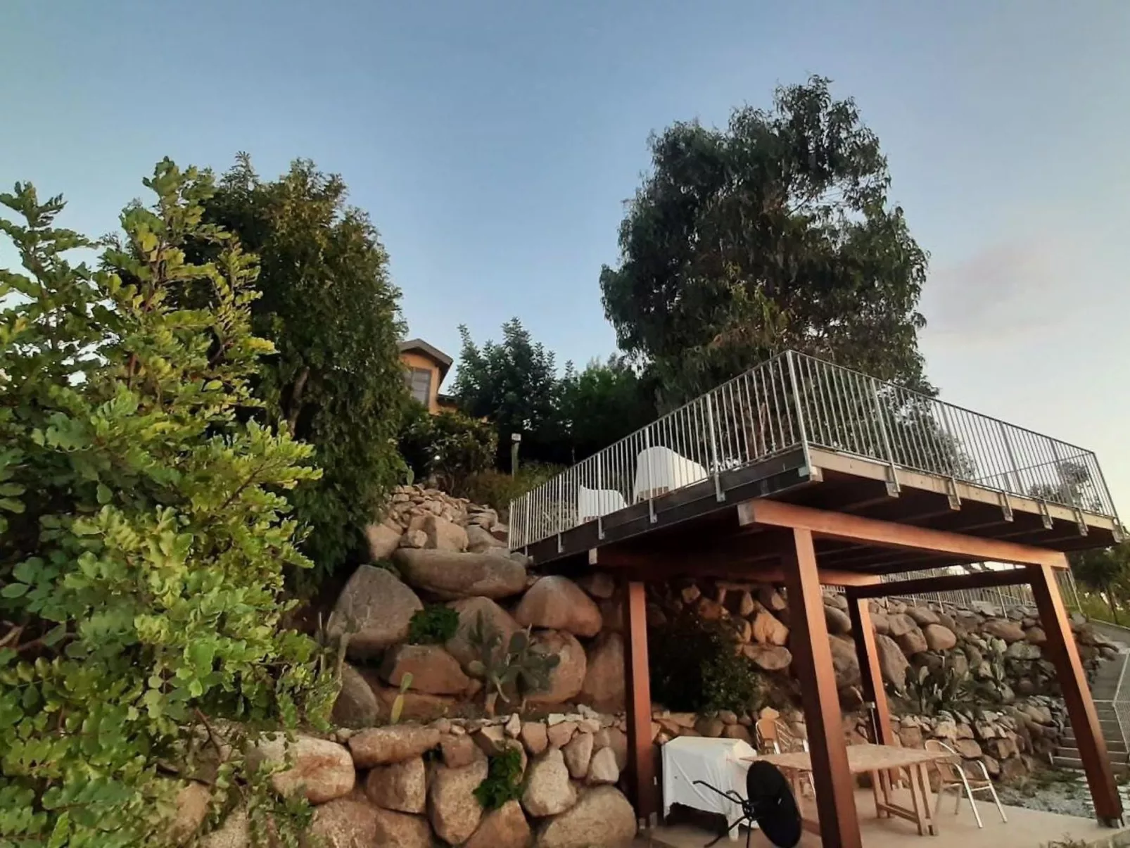 Villa Panorama Wohnung in privater Villa - Buiten