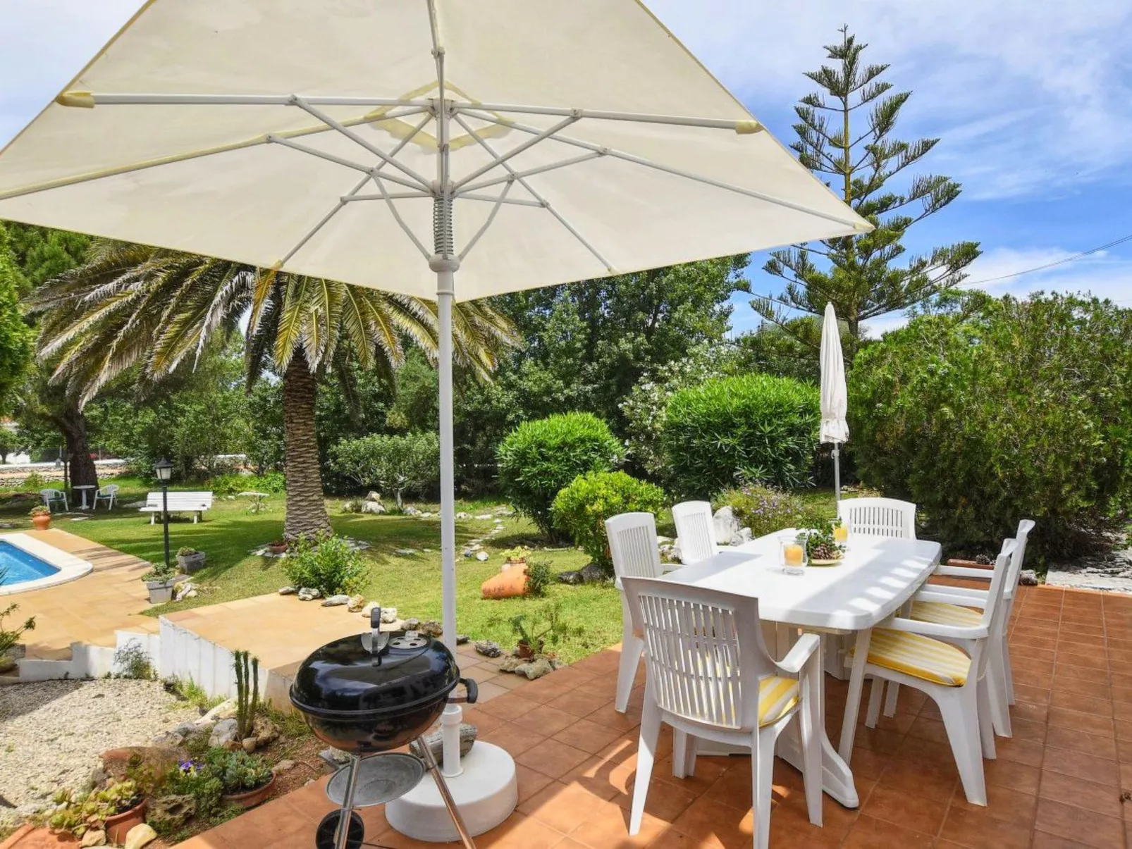 Traditionelles Landhaus 6 km vom Meer entfernt - Buiten