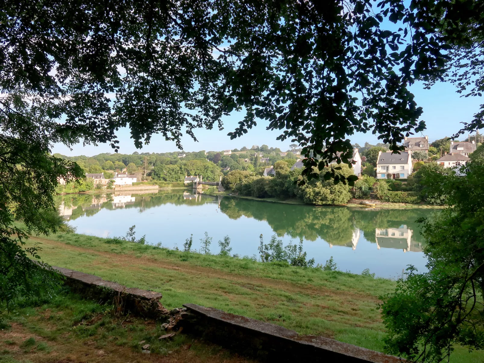 Elioluaso - Omgeving