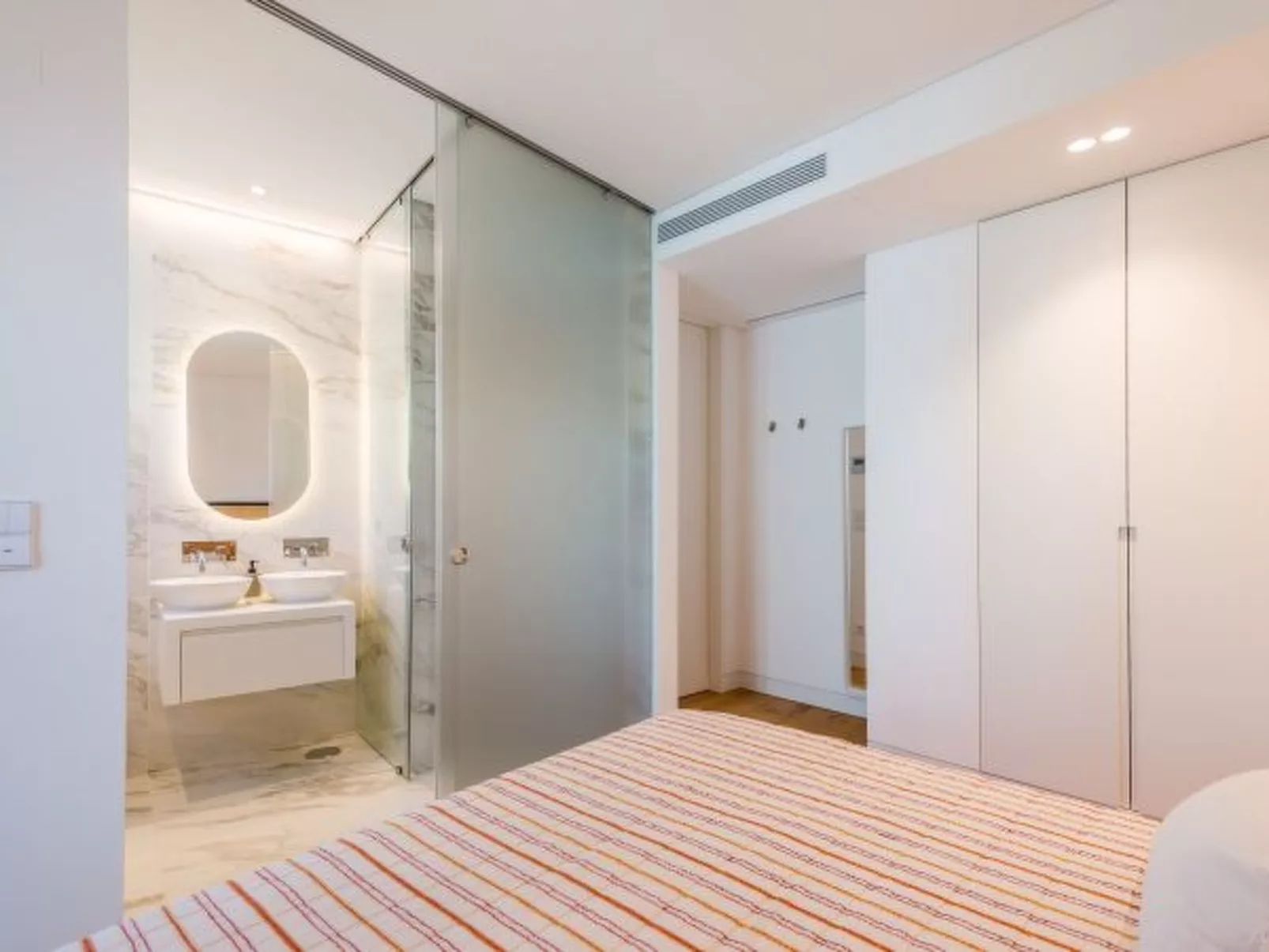 Lakes 24 at Praia da Falesia Vilamoura - Binnen