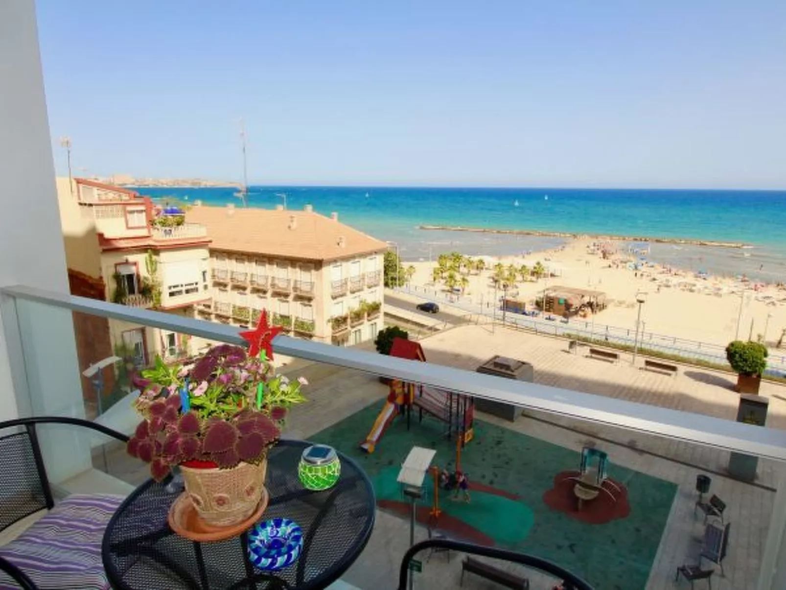 APARTAMENTO POSTIGUET CON BALCON - Buiten