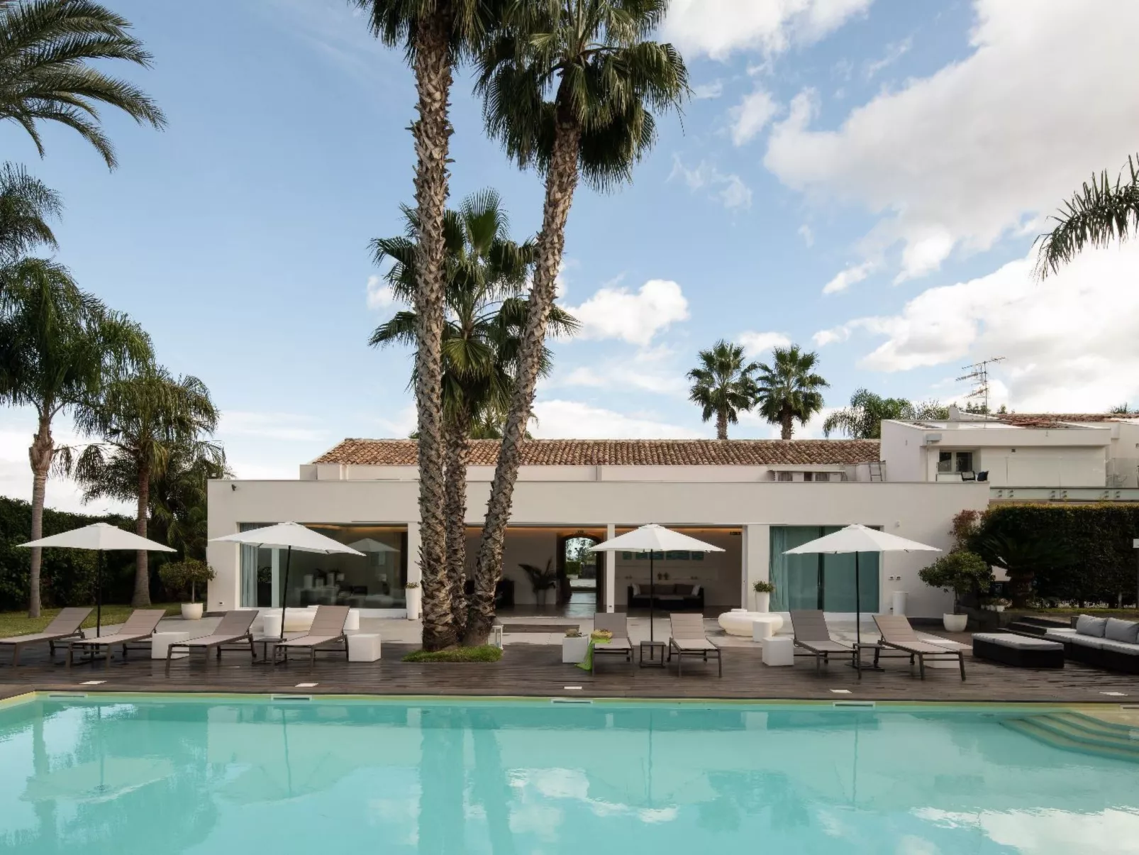 Villa Carlino White - Buiten