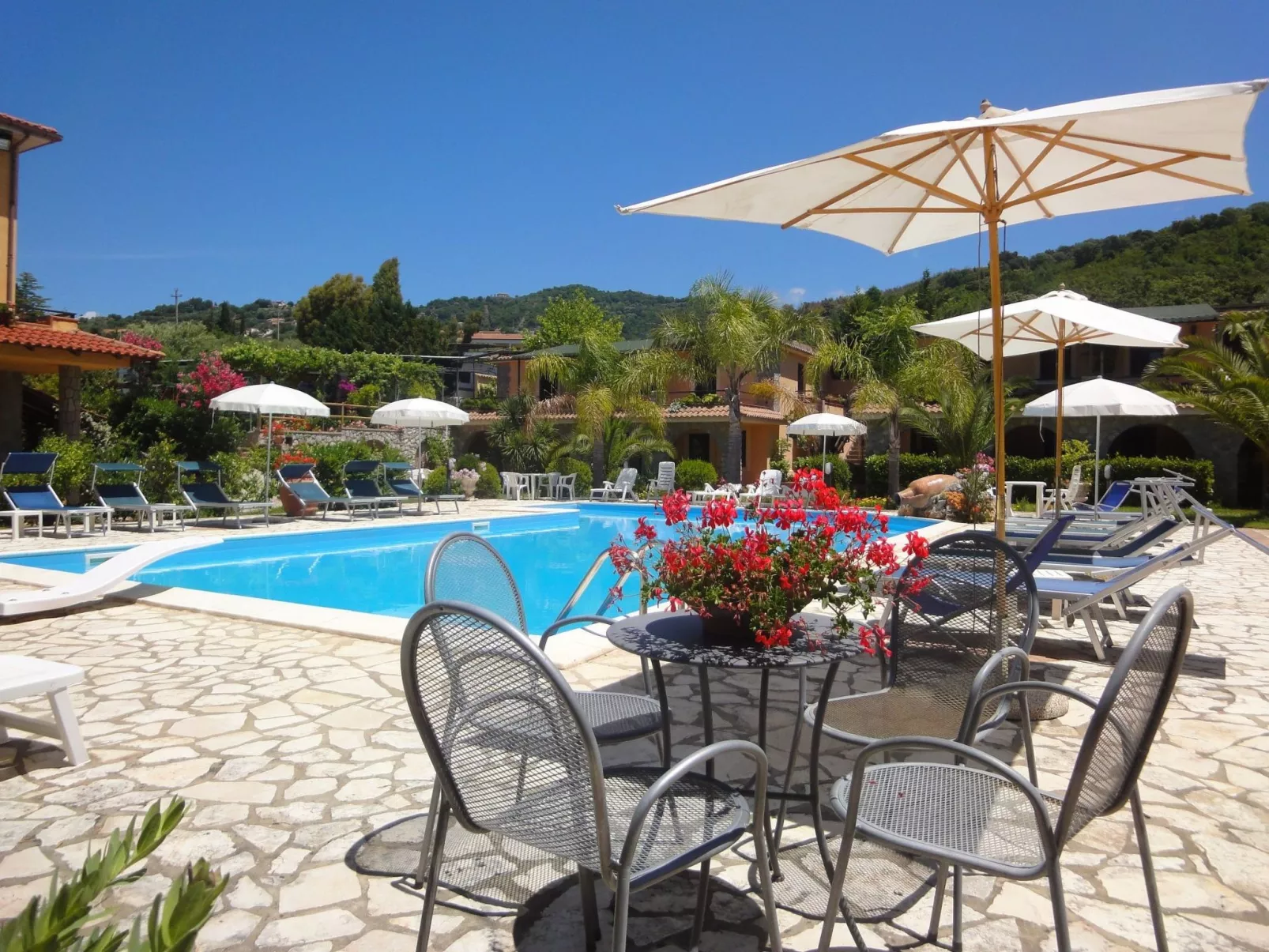 Dreibettzimmer - Buiten