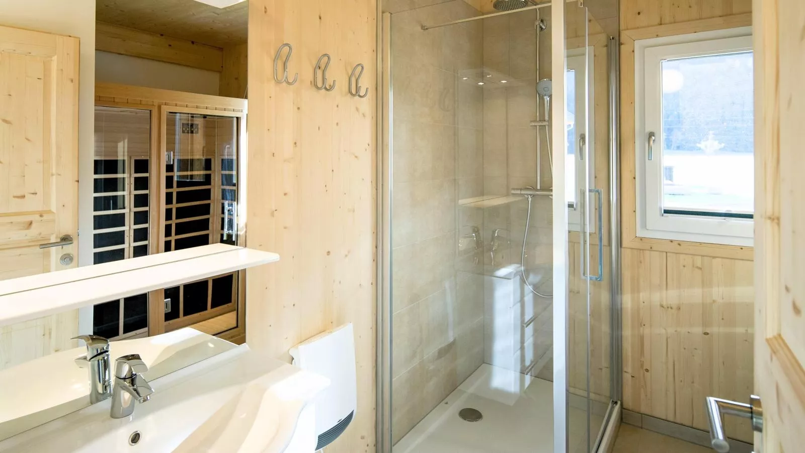 Murau 11-Badkamer