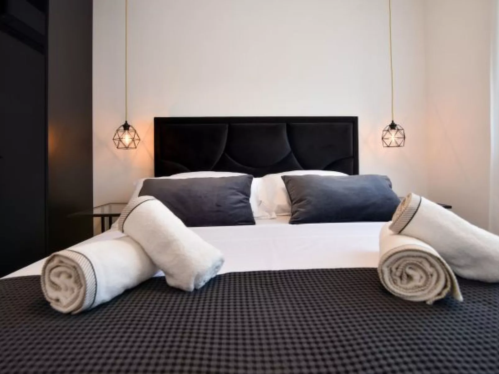 Villa La Perla Apt 2 4+2 with heated rooftop pool - Image-tags.info