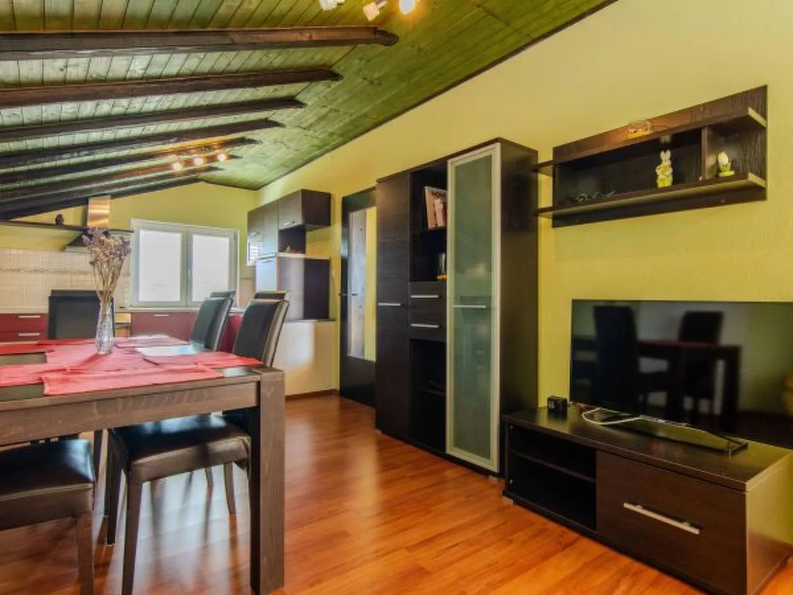 Villa Annamaria with large pool, Zadar - Image-tags.info