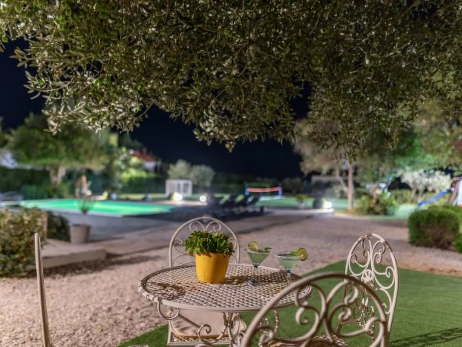 Casa Kamber with pool - Image-tags.info