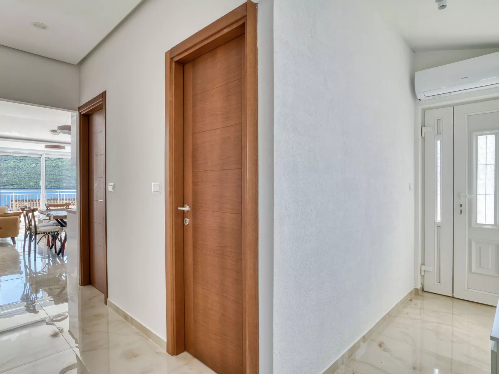 Ljubica Superior 3-Zimmer-Apartment mit Meerblick - Binnen