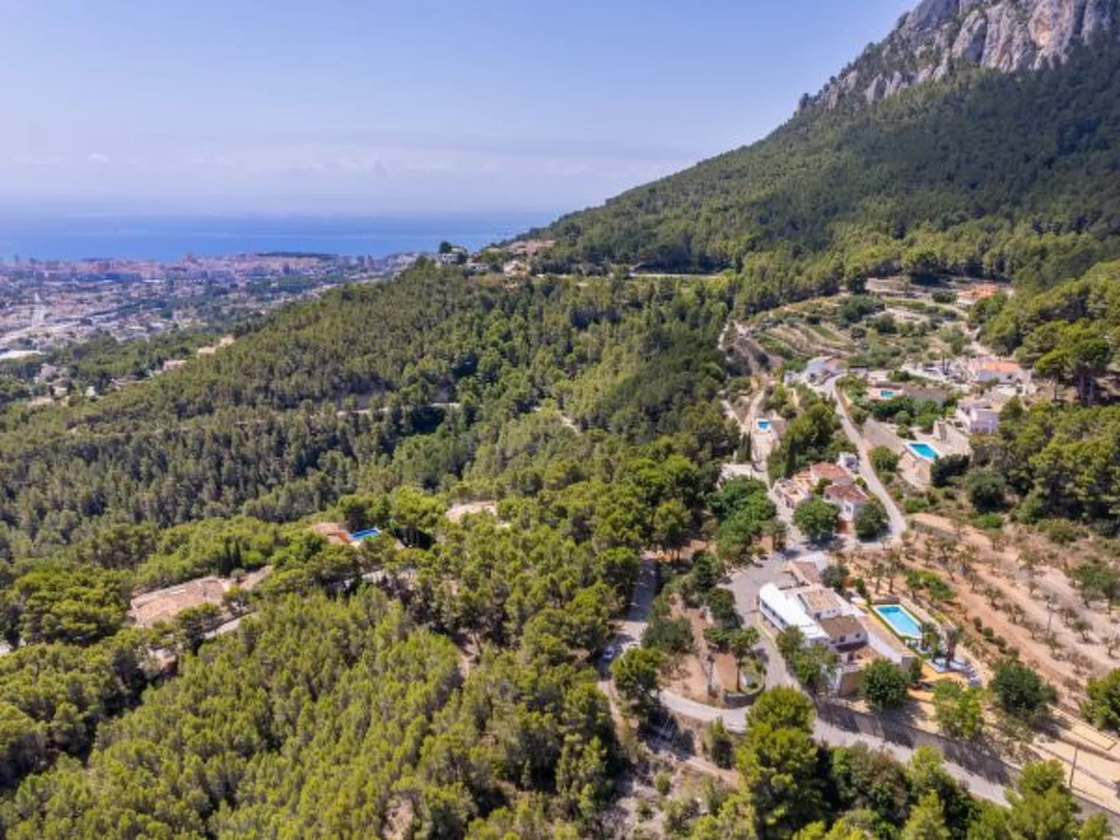 Villa Joan - PlusHolidays - Image-tags.info