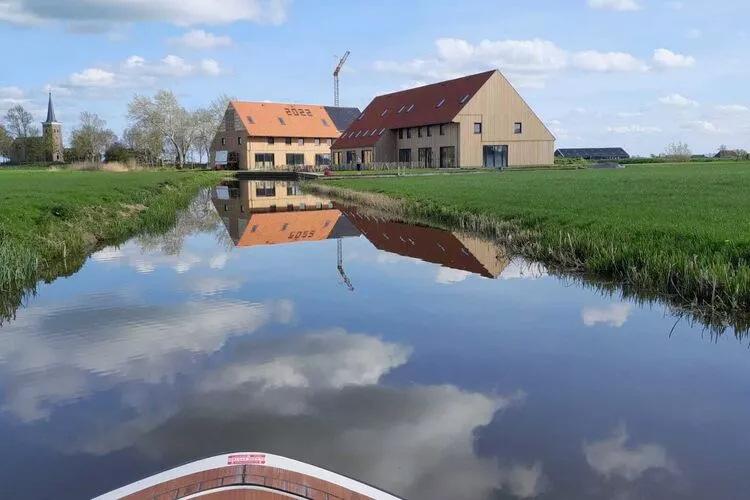 Friese Villa 1 in Leons-Buitenkant zomer