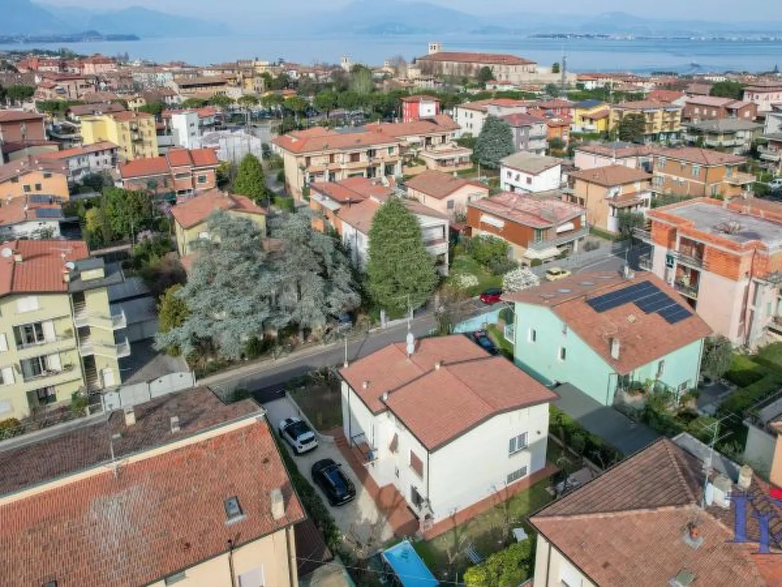 Desenzanoloft Villa Palm Garda Beach - Image-tags.info