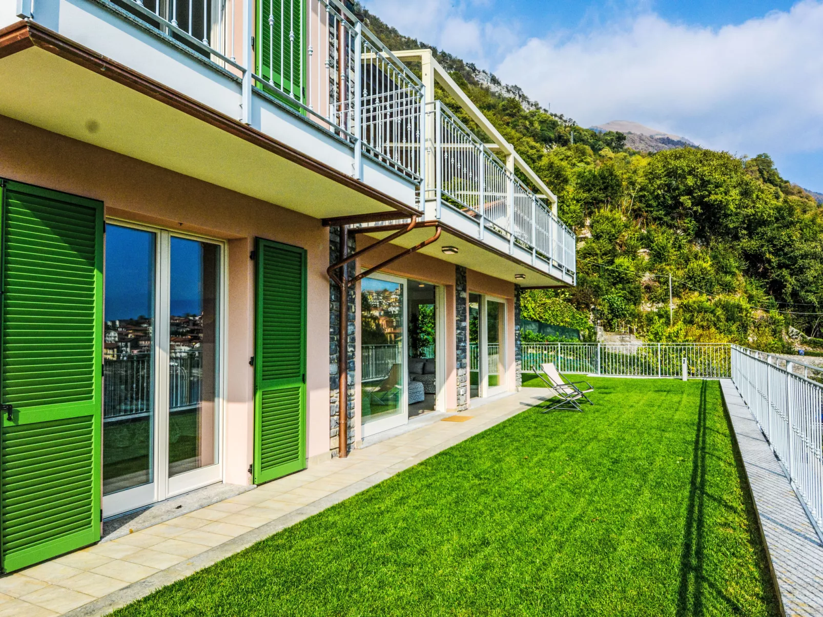 The View Lake Como - Buiten