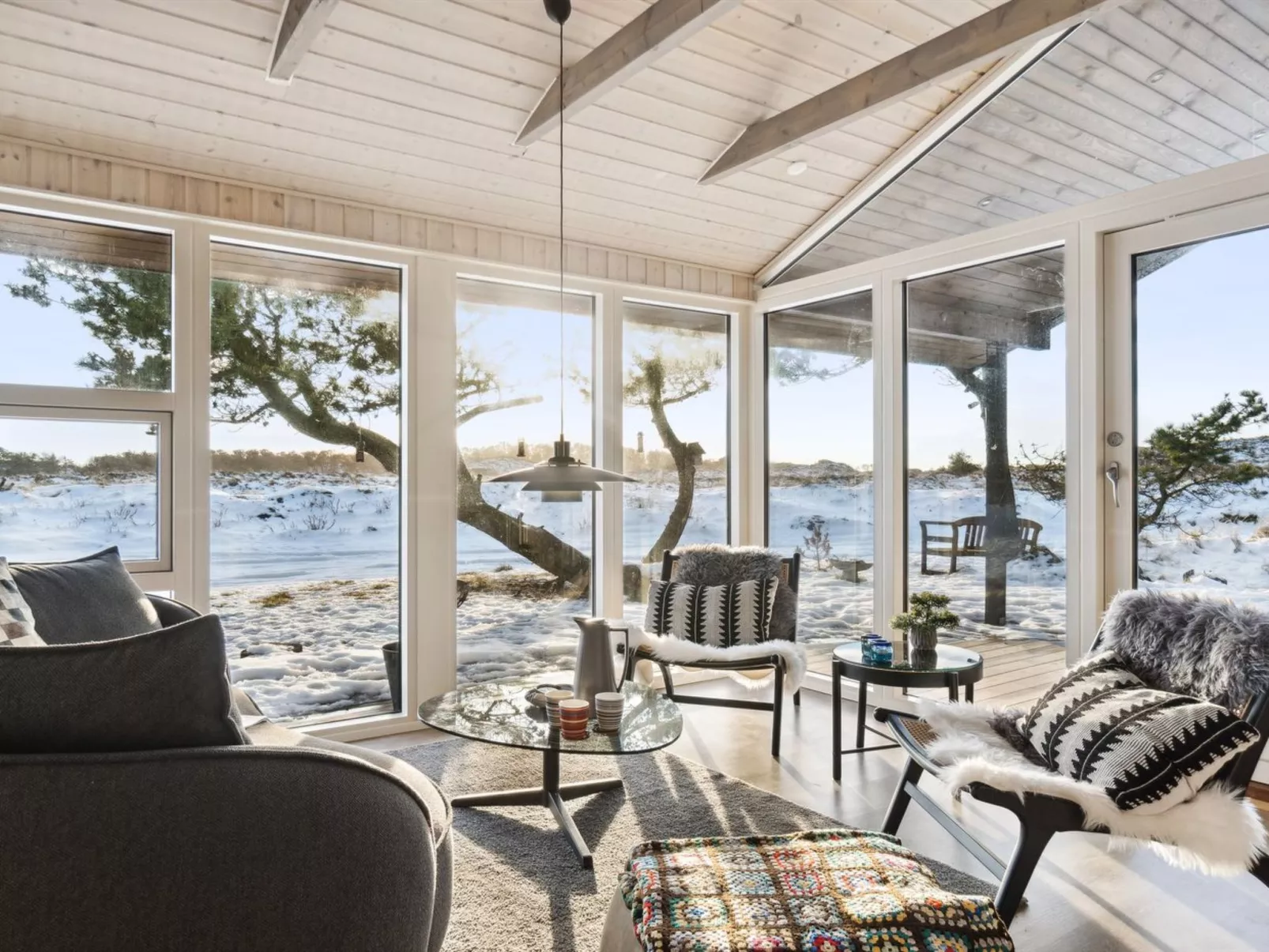 "Lagho" - 500m from the sea - Binnen