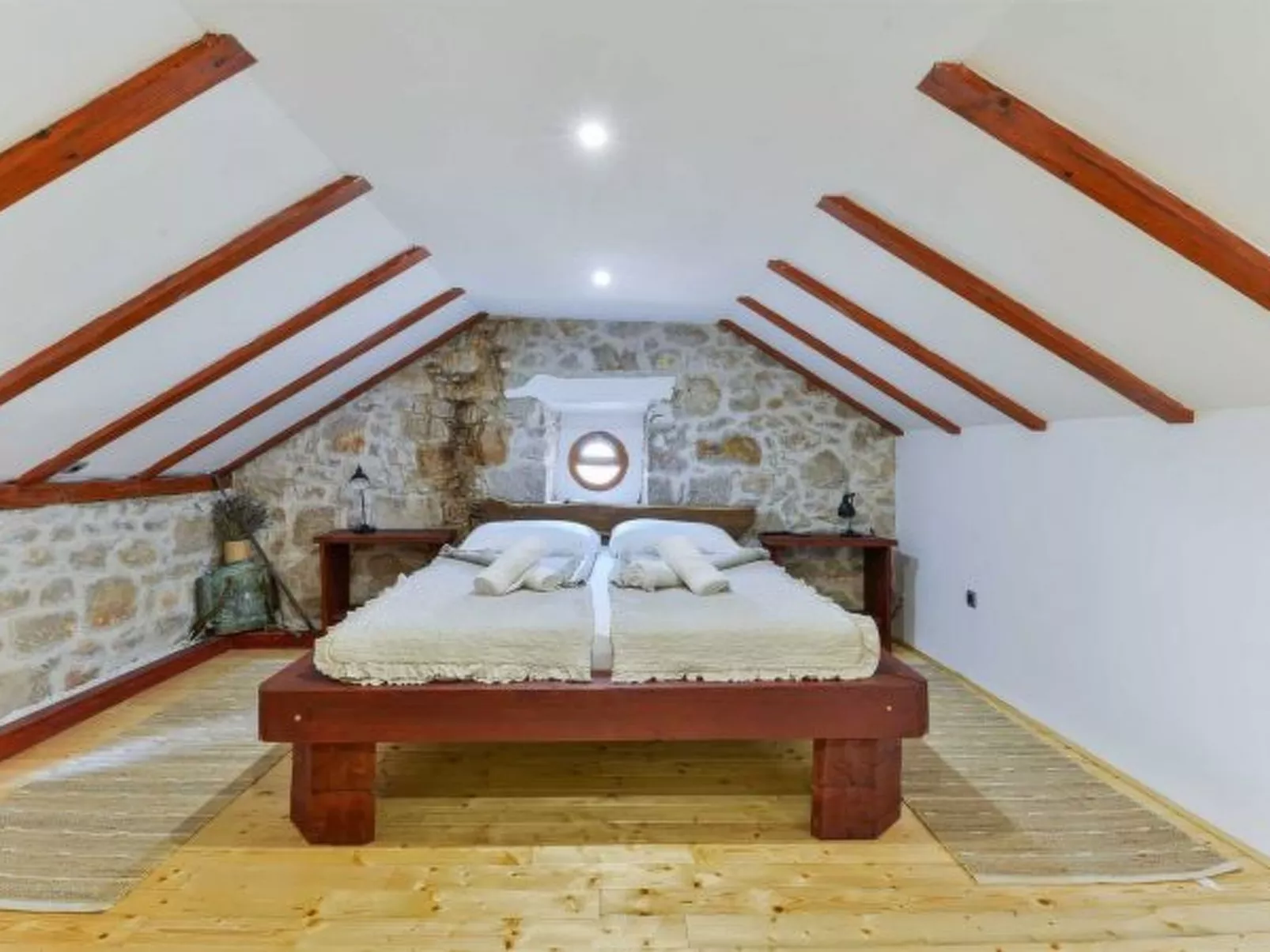 Villa Jacassa with heated pool and jacuzzi - Image-tags.info