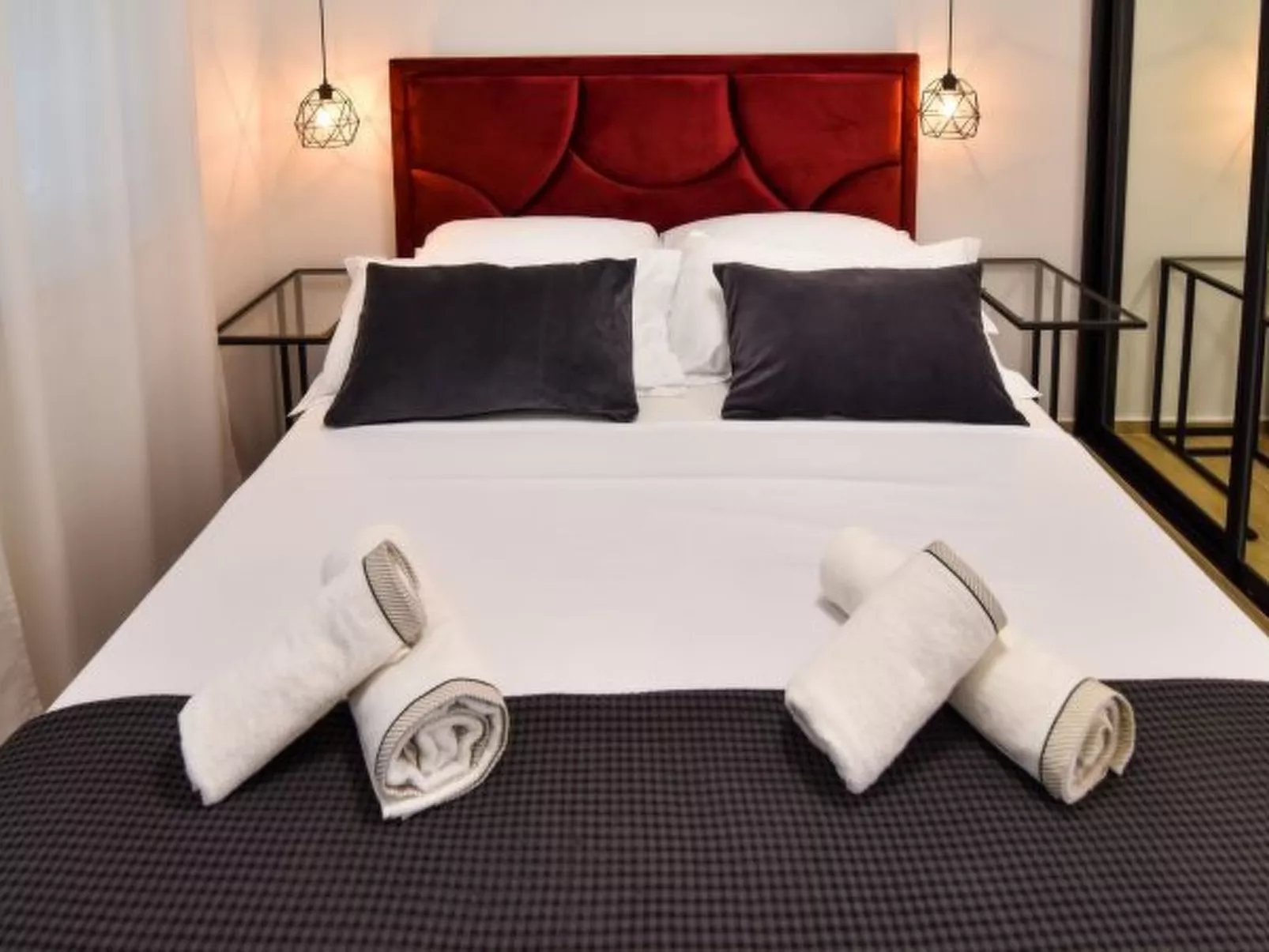 Villa La Perla Apt A1 with heated rooftop pool - Image-tags.info